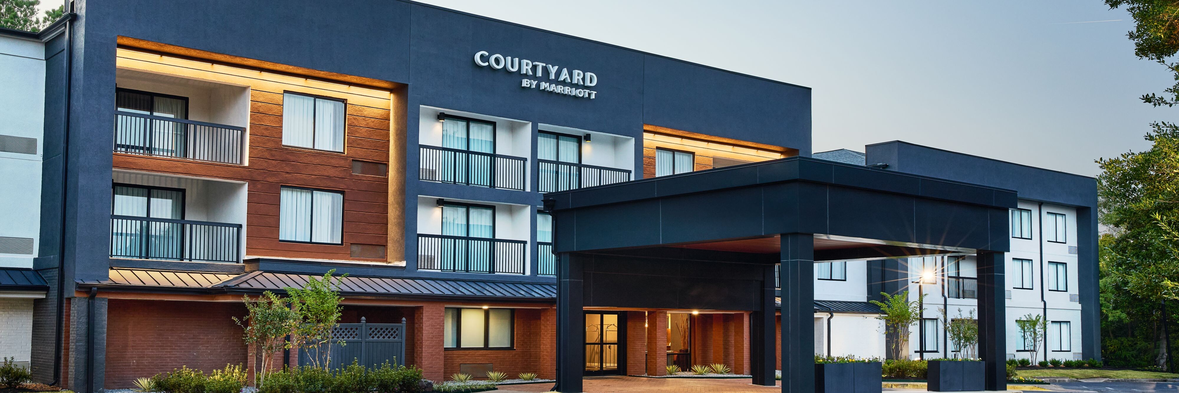 Courtyard by Marriott Memphis Germantown