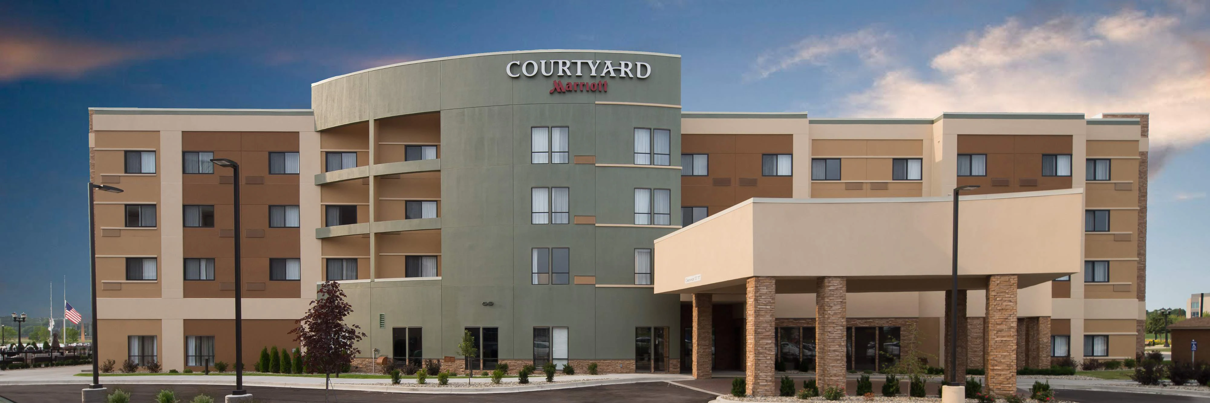 Courtyard by Marriott Bay City