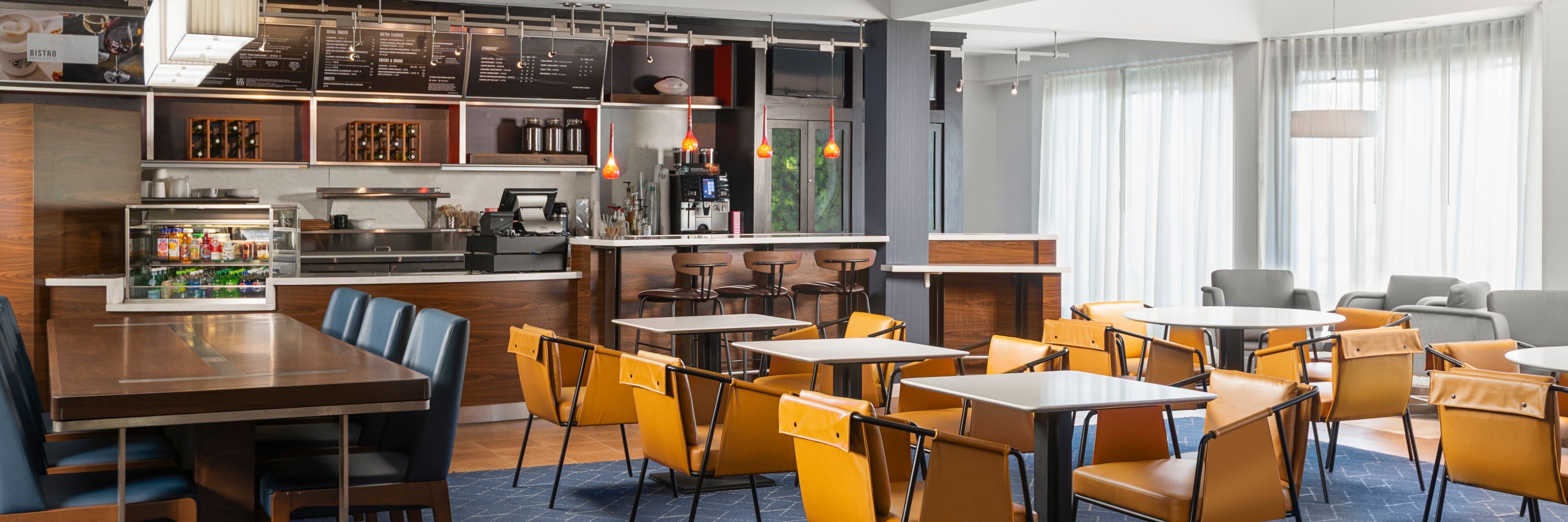 Courtyard by Marriott Dallas-Fort Worth/Bedford