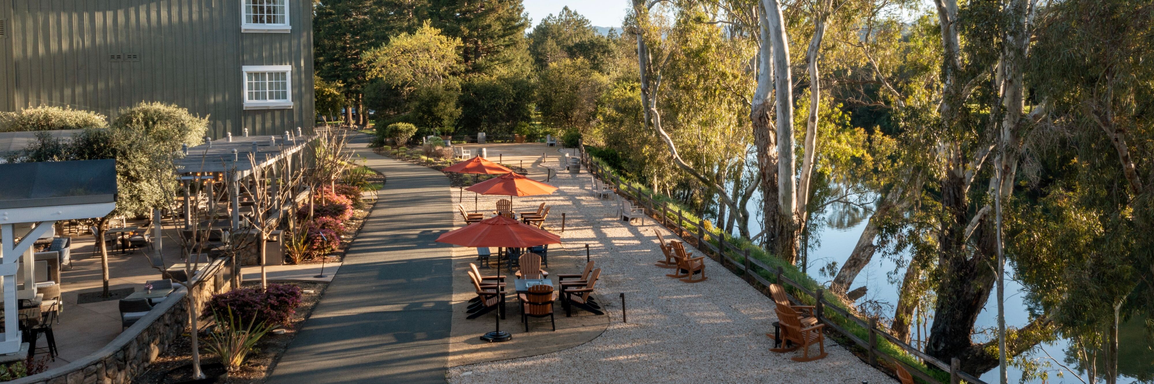 River Terrace Inn