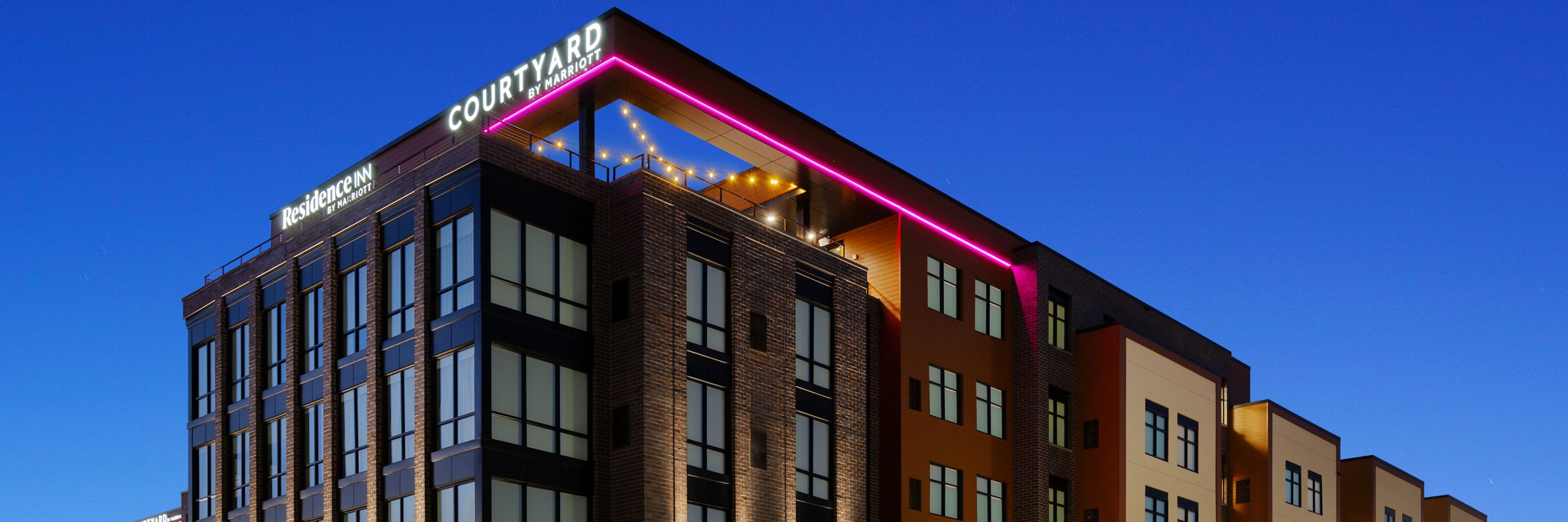 Courtyard by Marriott Milwaukee Brookfield at Poplar Creek