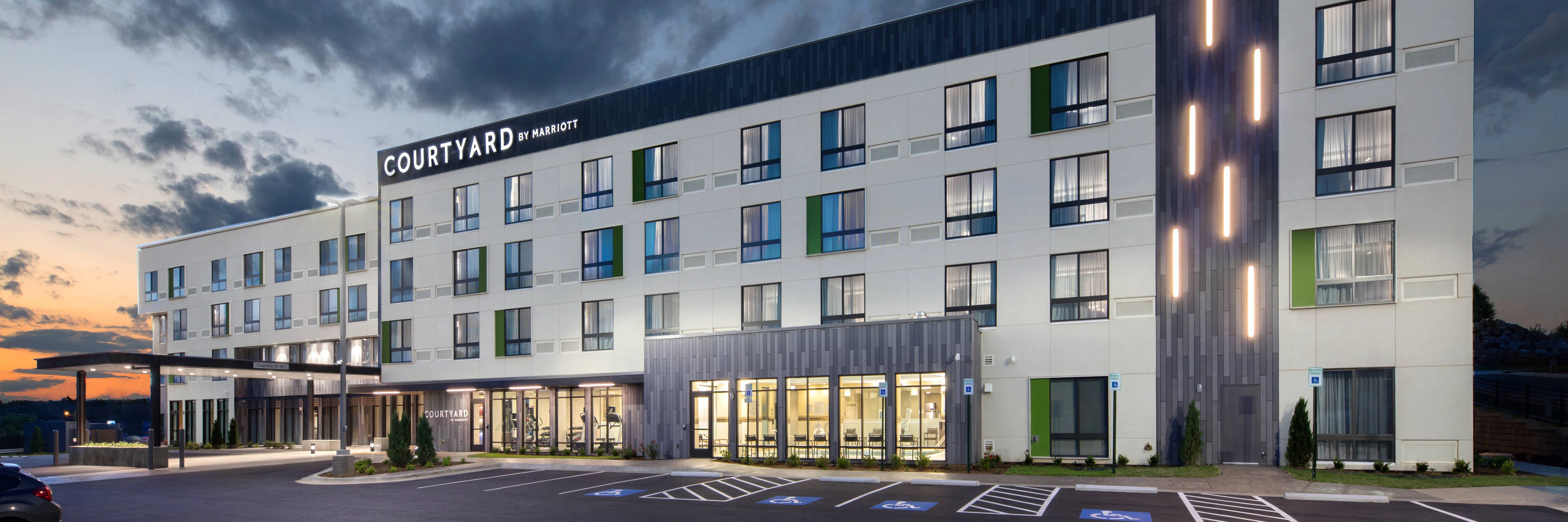 Courtyard by Marriott Russellville