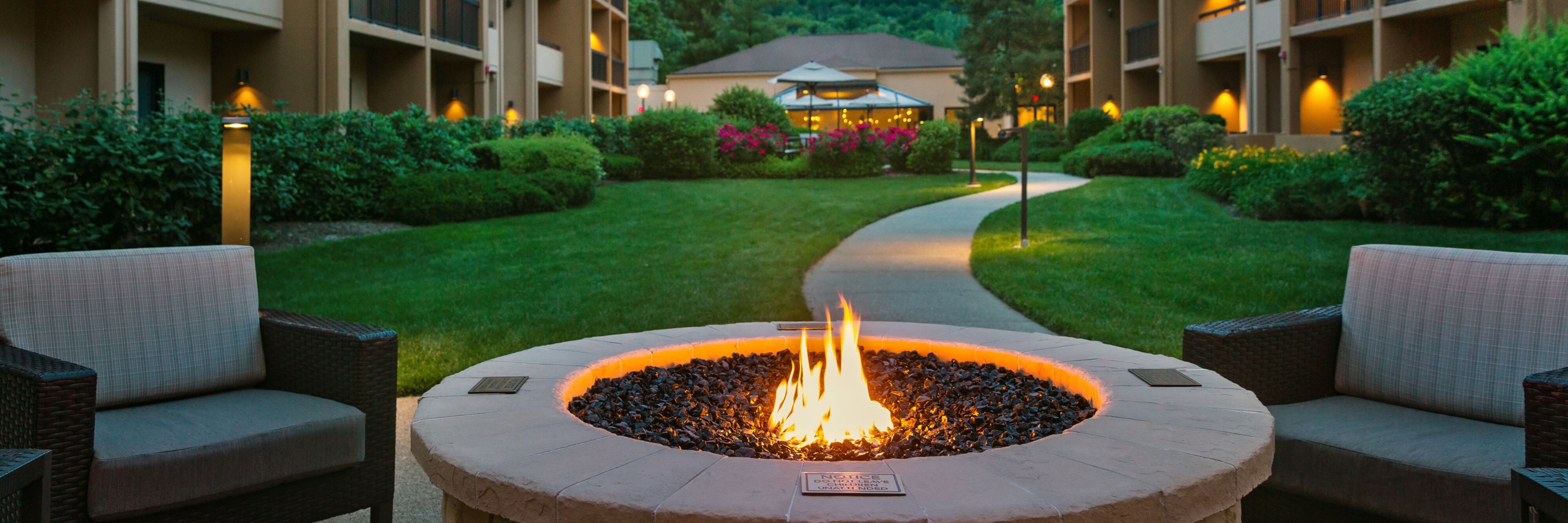 Courtyard by Marriott Mahwah