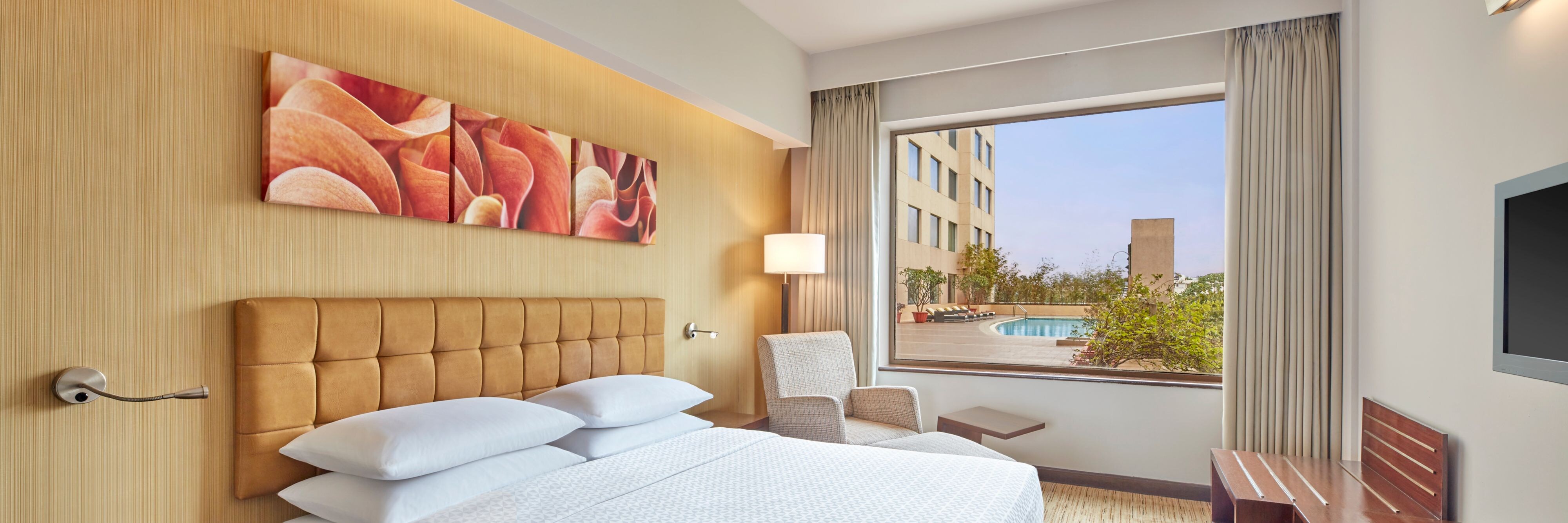 Four Points by Sheraton Hotel & Serviced Apartments, Pune