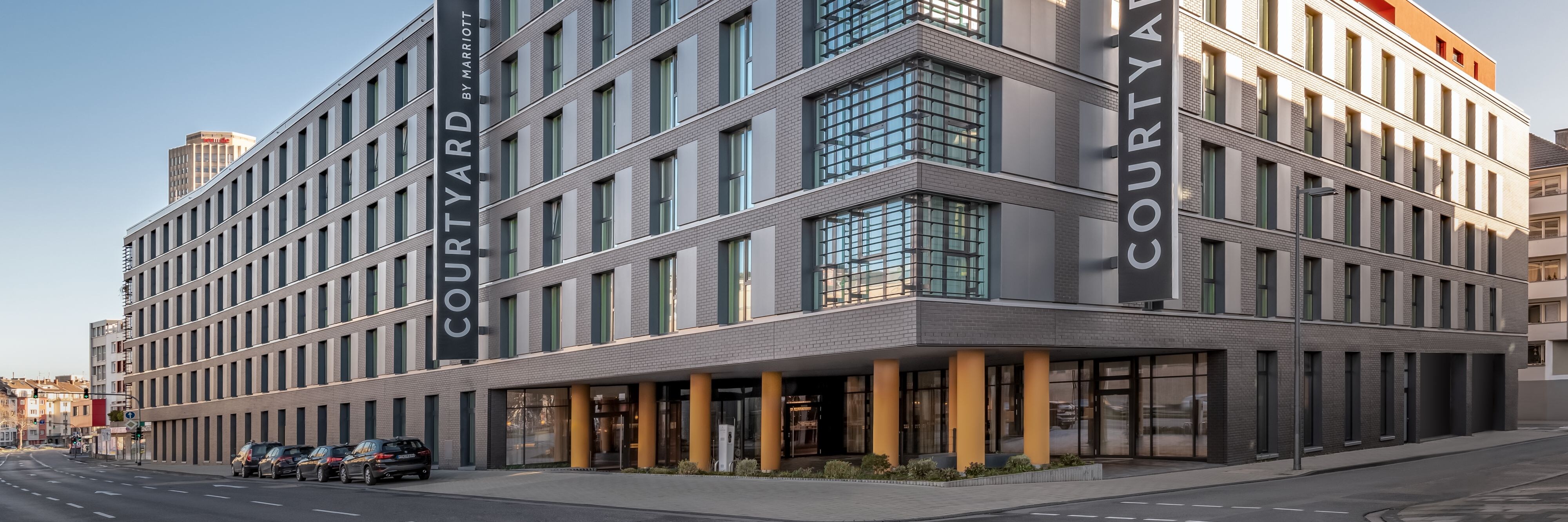 Courtyard by Marriott Cologne