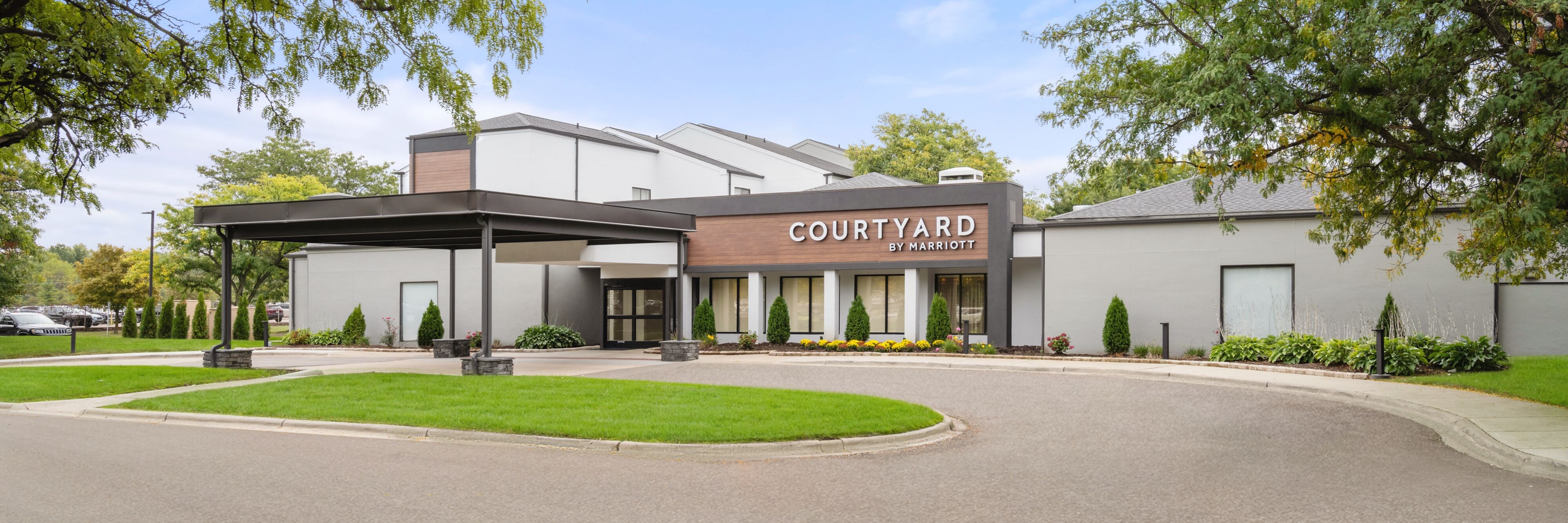 Courtyard by Marriott Detroit Metro Airport Romulus