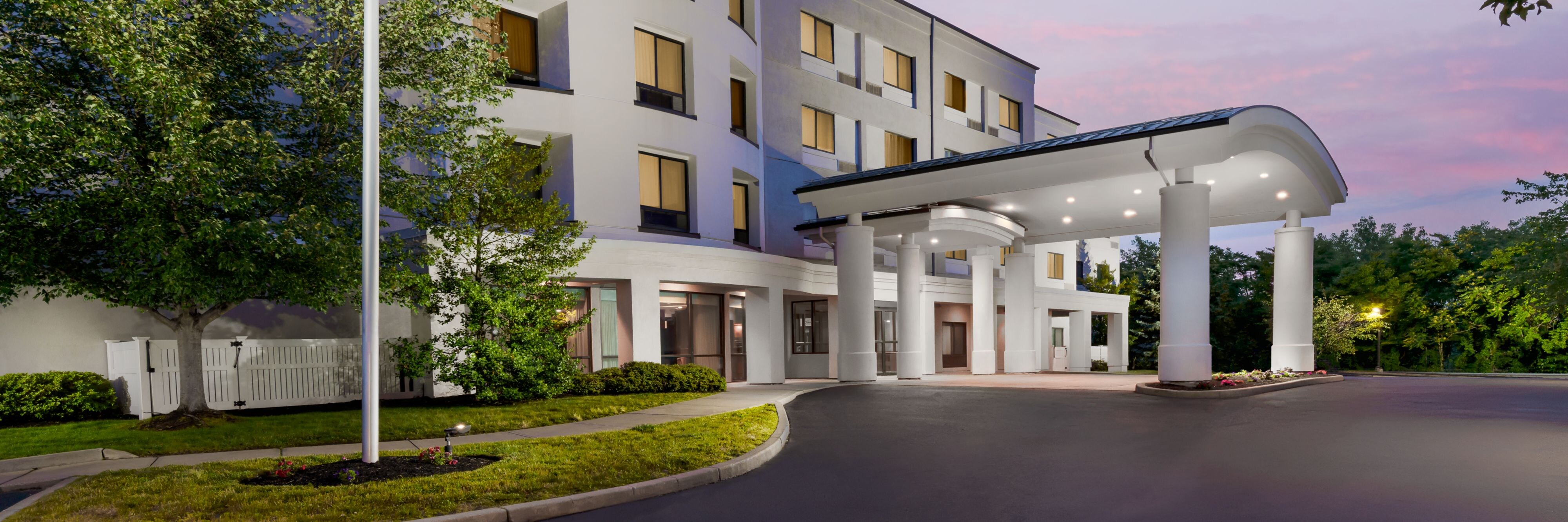 Courtyard by Marriott Hartford Farmington