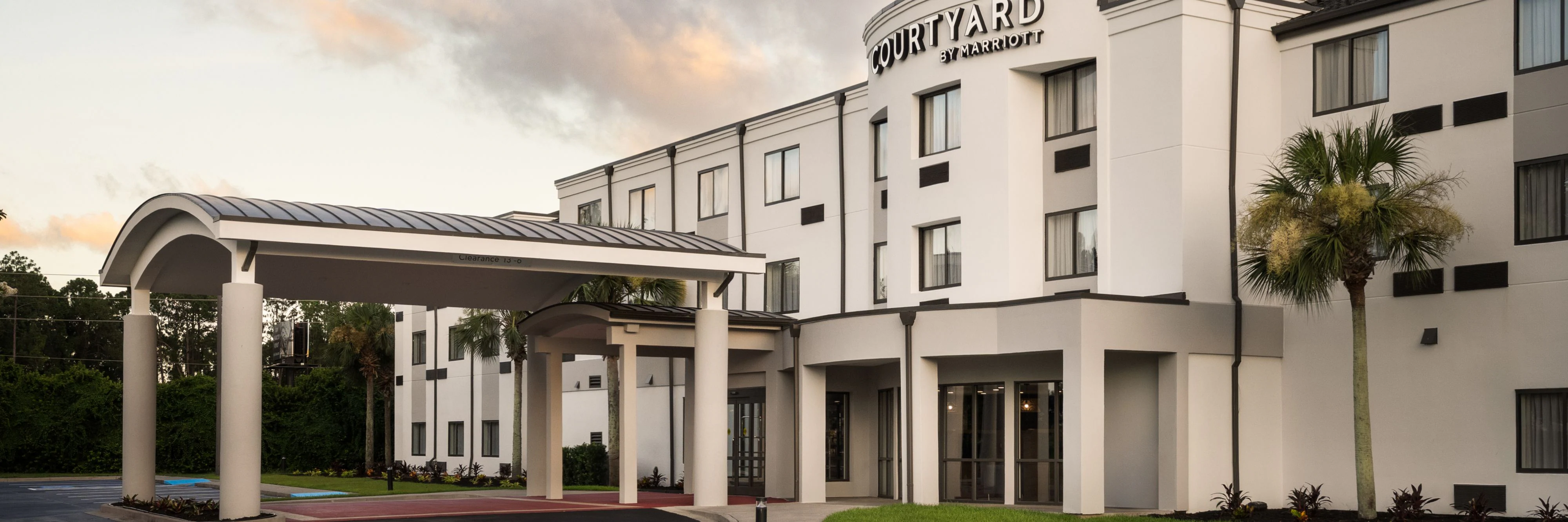 Courtyard by Marriott Brunswick