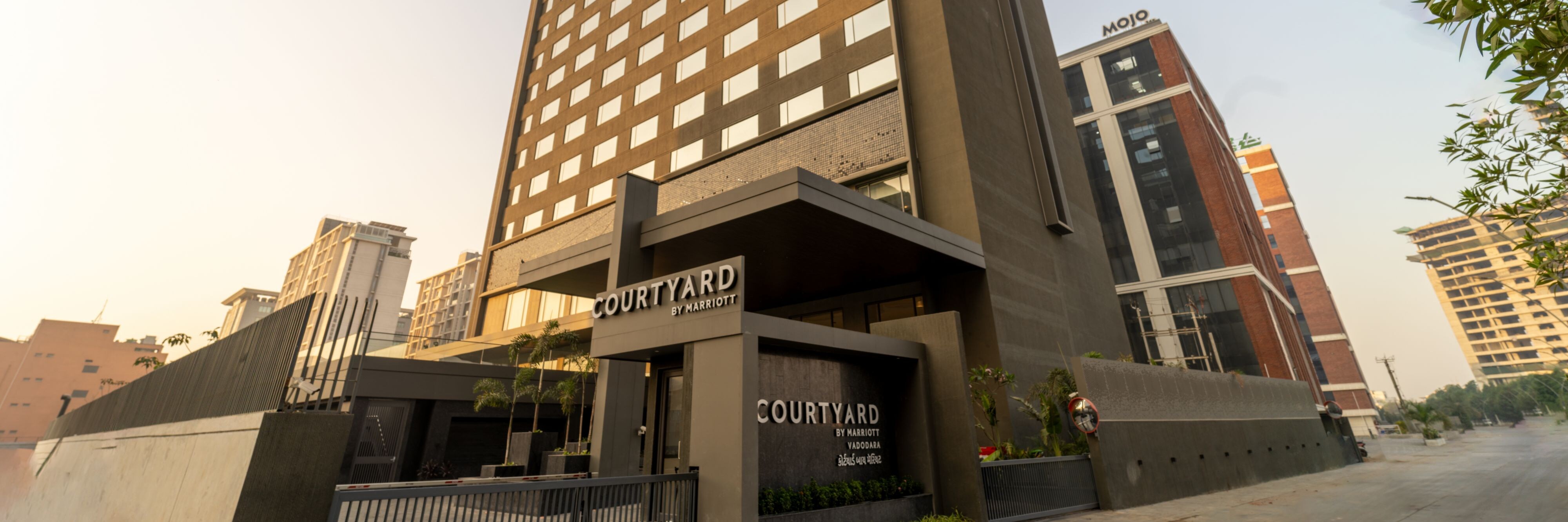 Courtyard by Marriott Vadodara