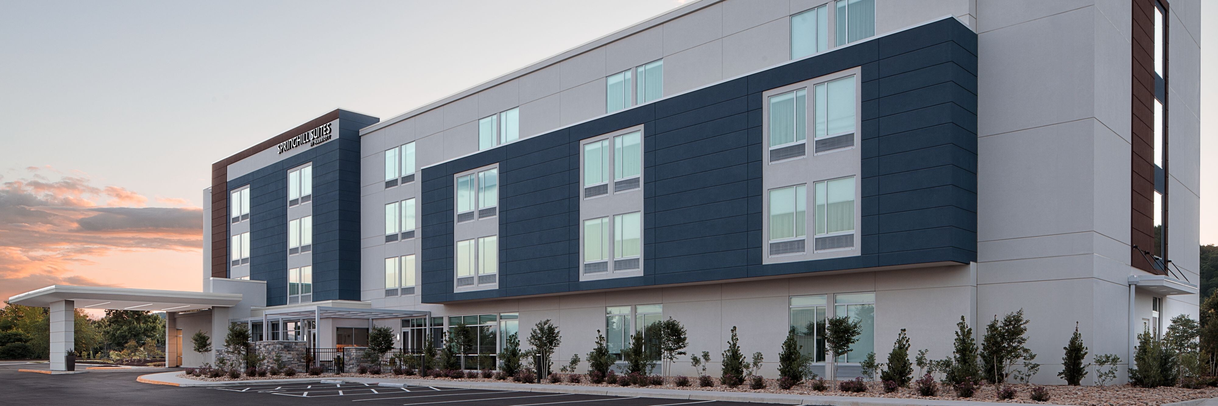 SpringHill Suites by Marriott Roanoke North