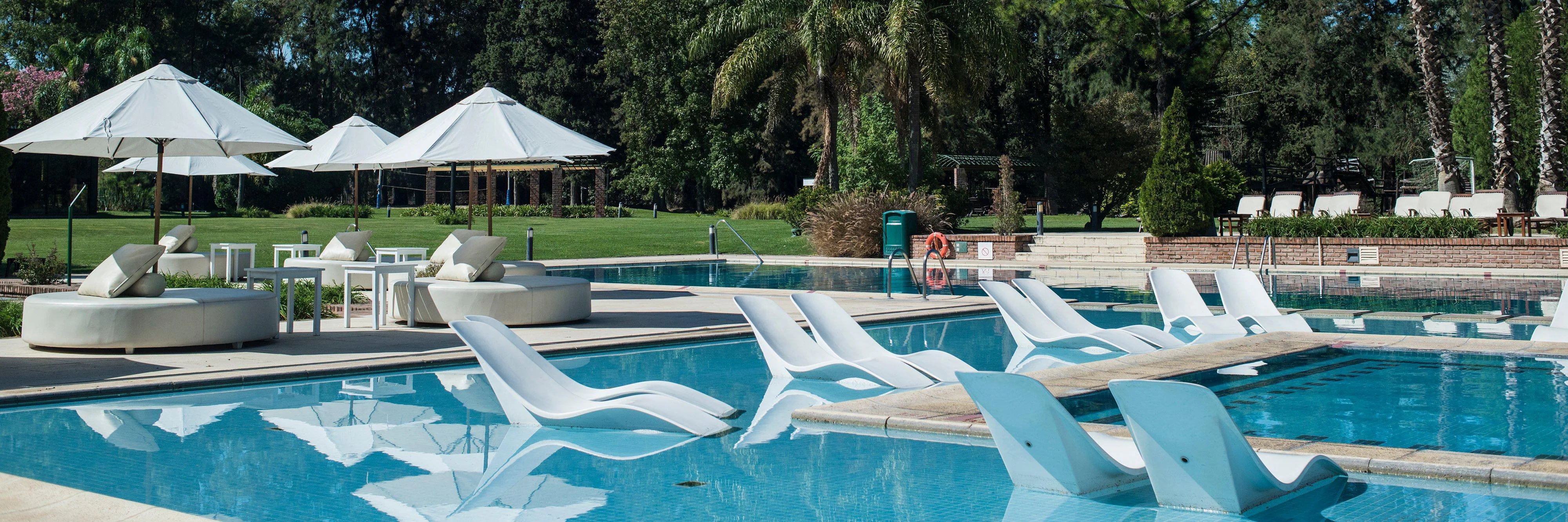 Sheraton Pilar Hotel & Convention Center