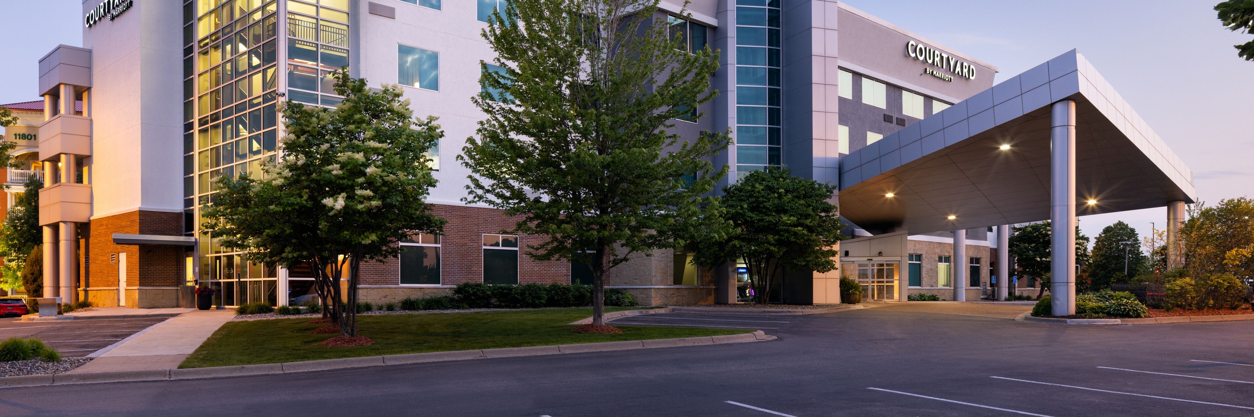 Courtyard by Marriott Minneapolis Maple Grove/Arbor Lakes