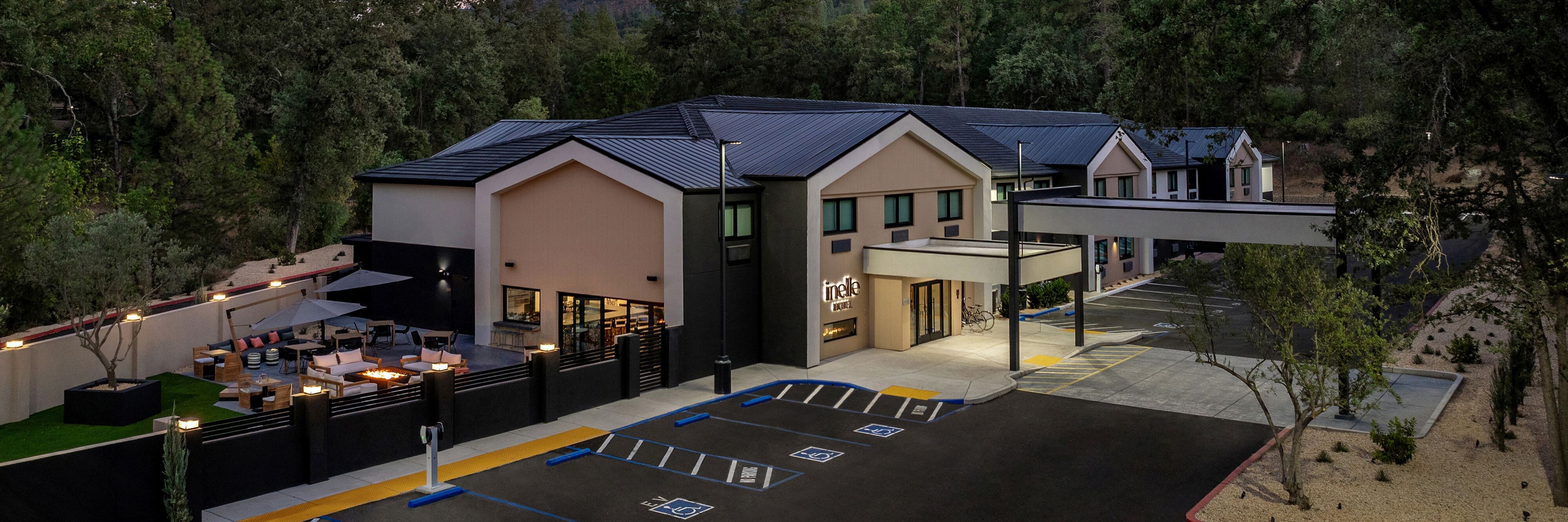 The Inelle, Oakhurst Yosemite, a Tribute Portfolio Hotel