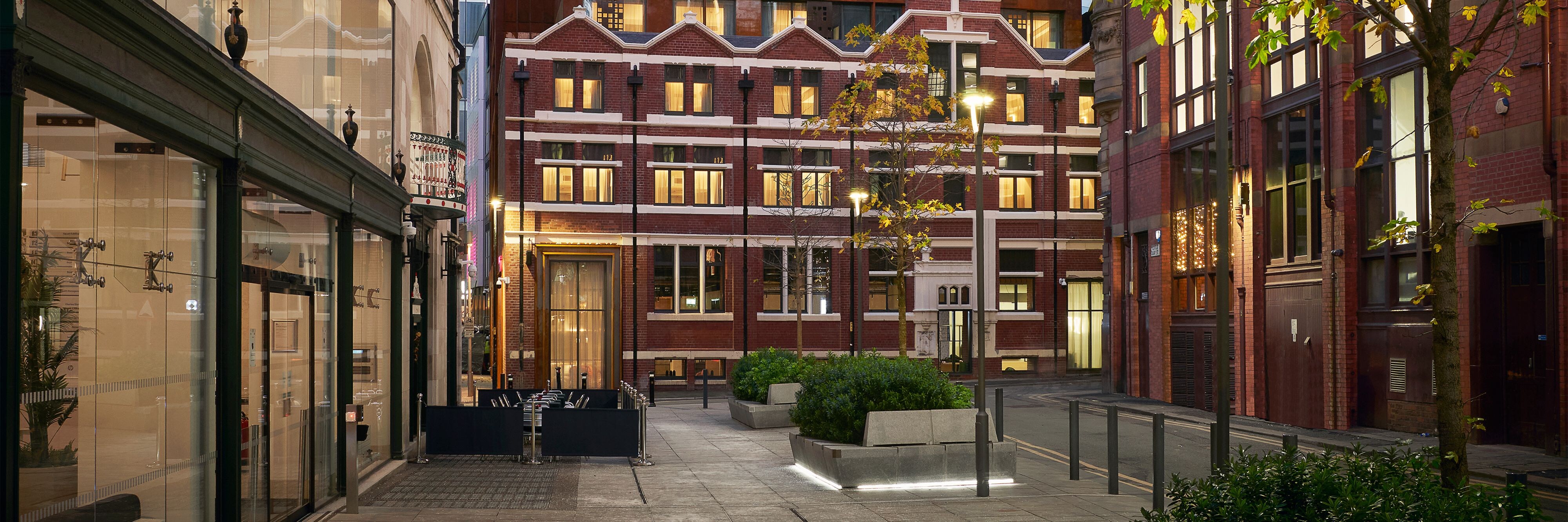 Moxy Manchester City Centre