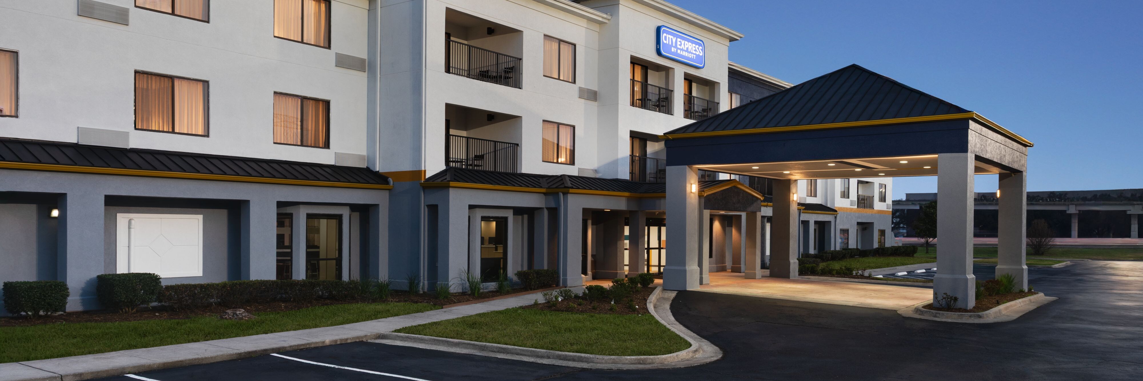 City Express by Marriott Houston Intercontinental Airport