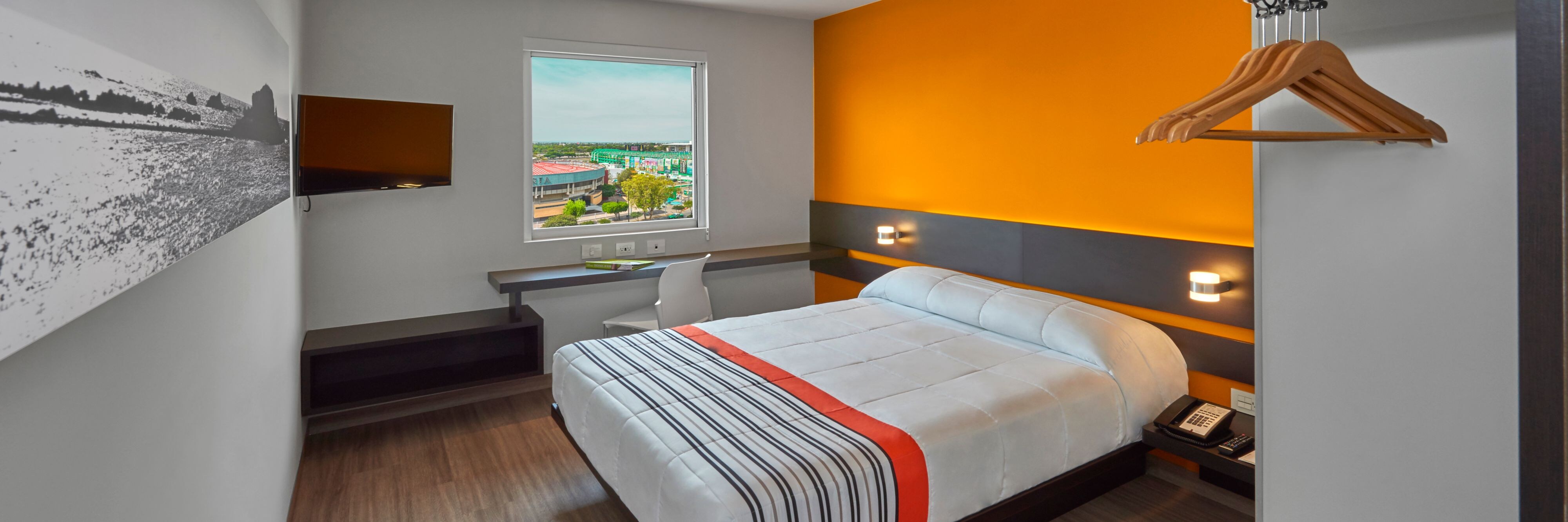City Express Junior by Marriott León Centro De Convenciones