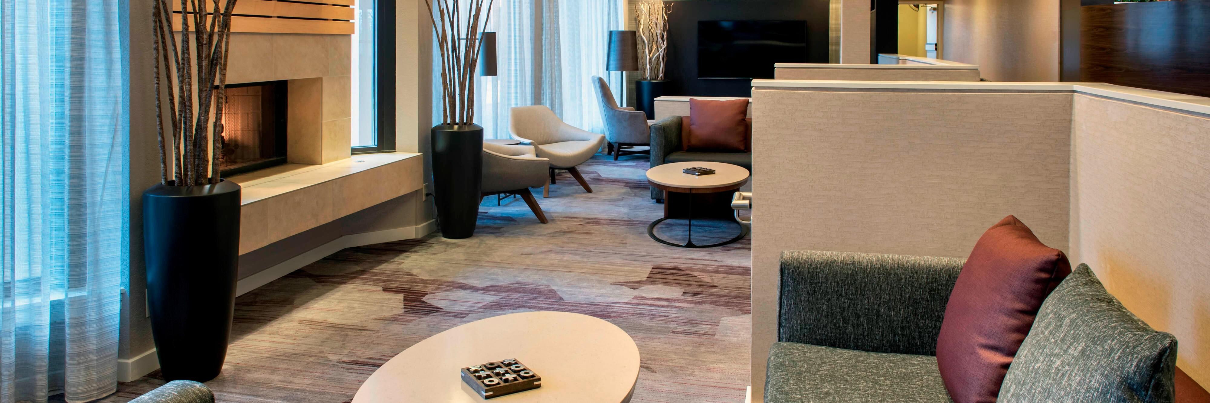 Courtyard by Marriott Chicago Waukegan/Gurnee