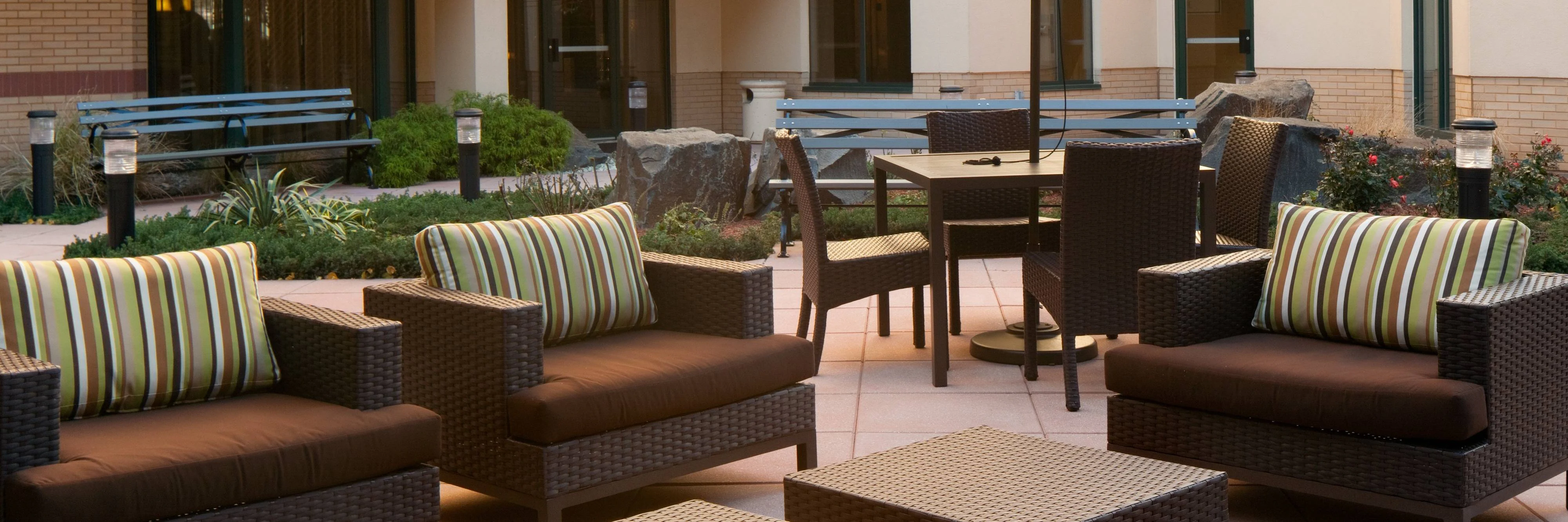 Courtyard by Marriott Jersey City Newport
