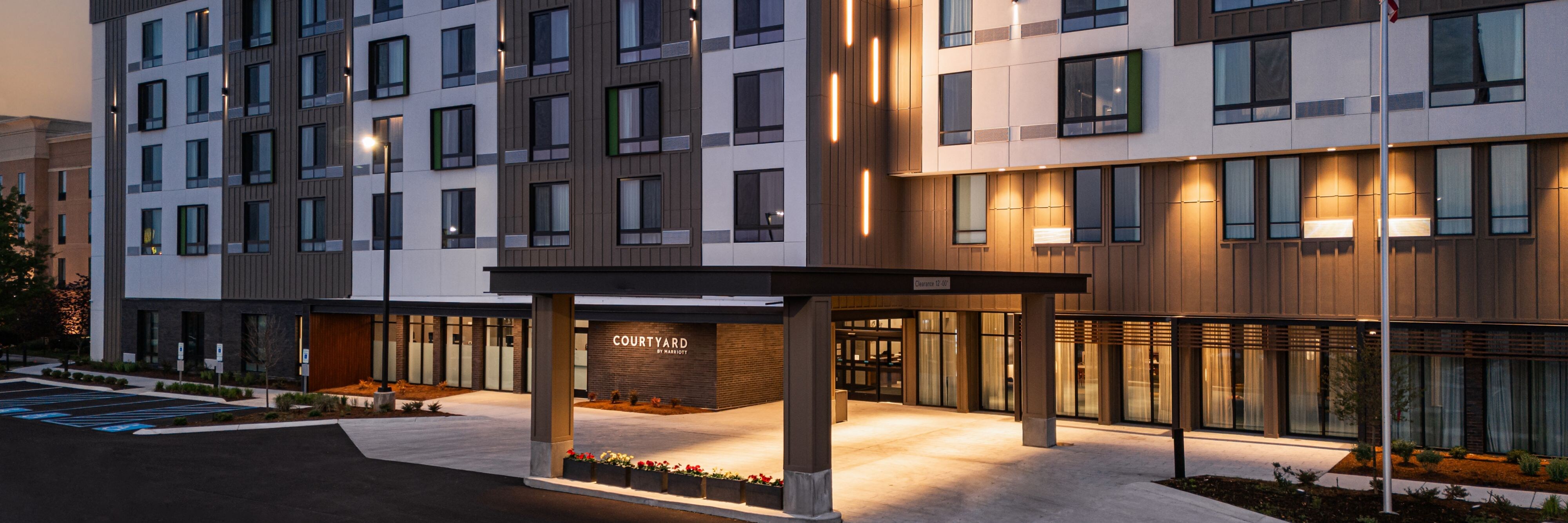 Courtyard by Marriott Cleveland TN