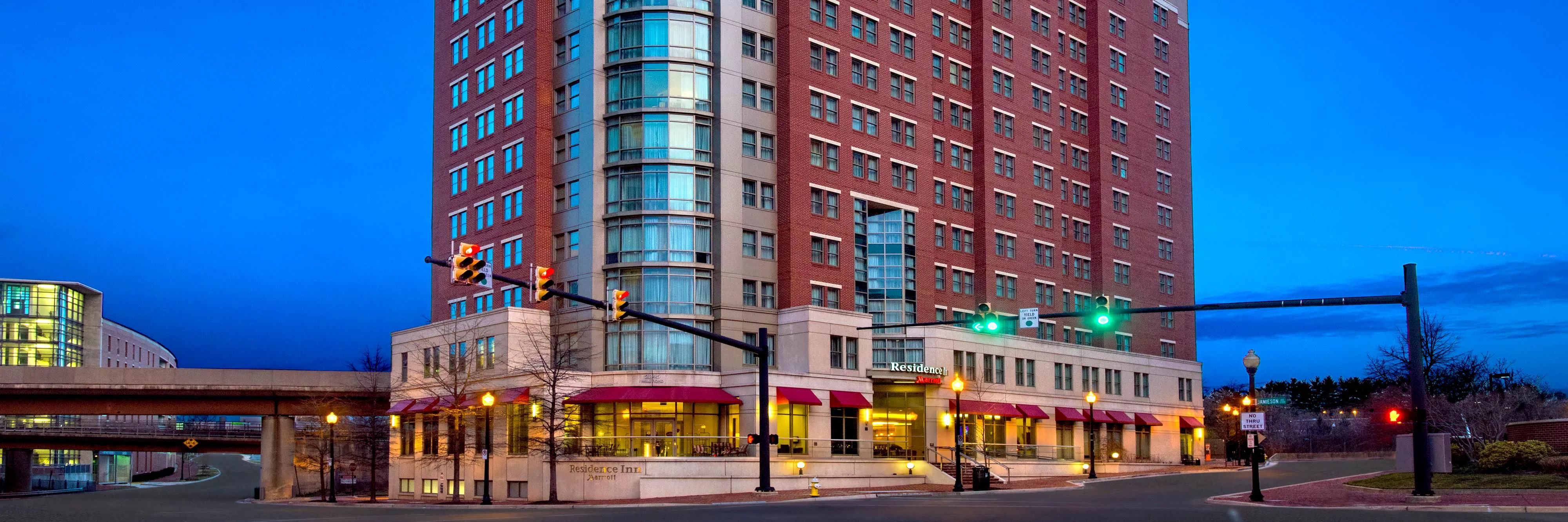 Residence Inn by Marriott Alexandria Old Town South at Carlyle