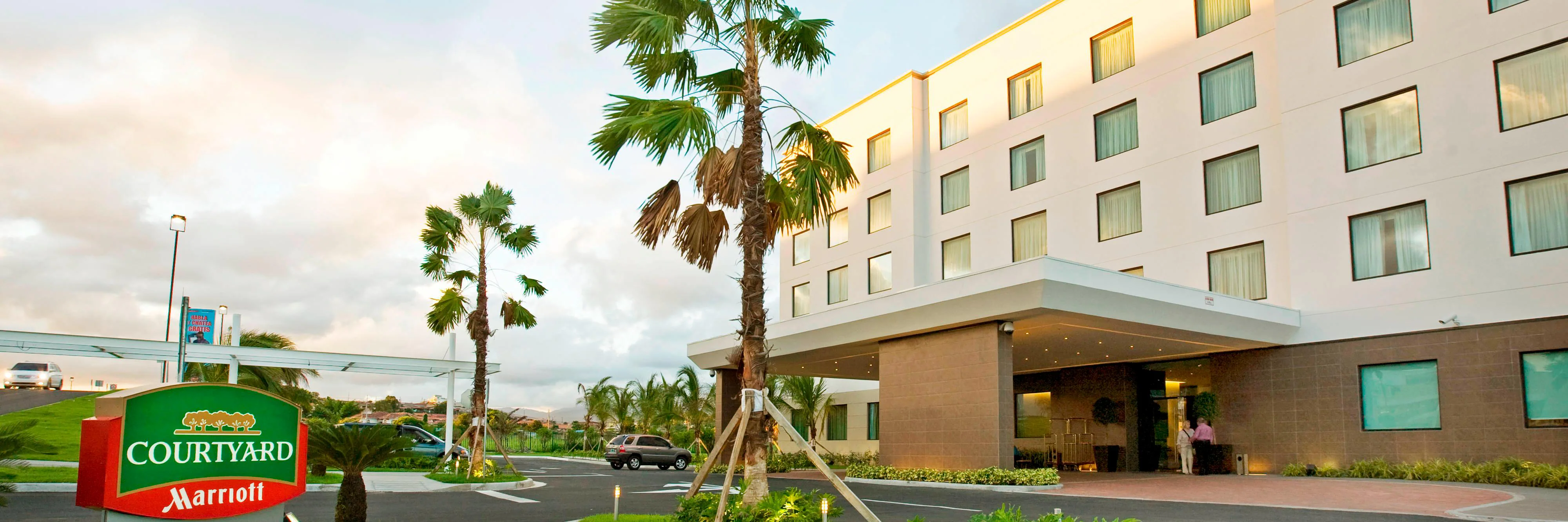 Courtyard by Marriott Panama Metromall