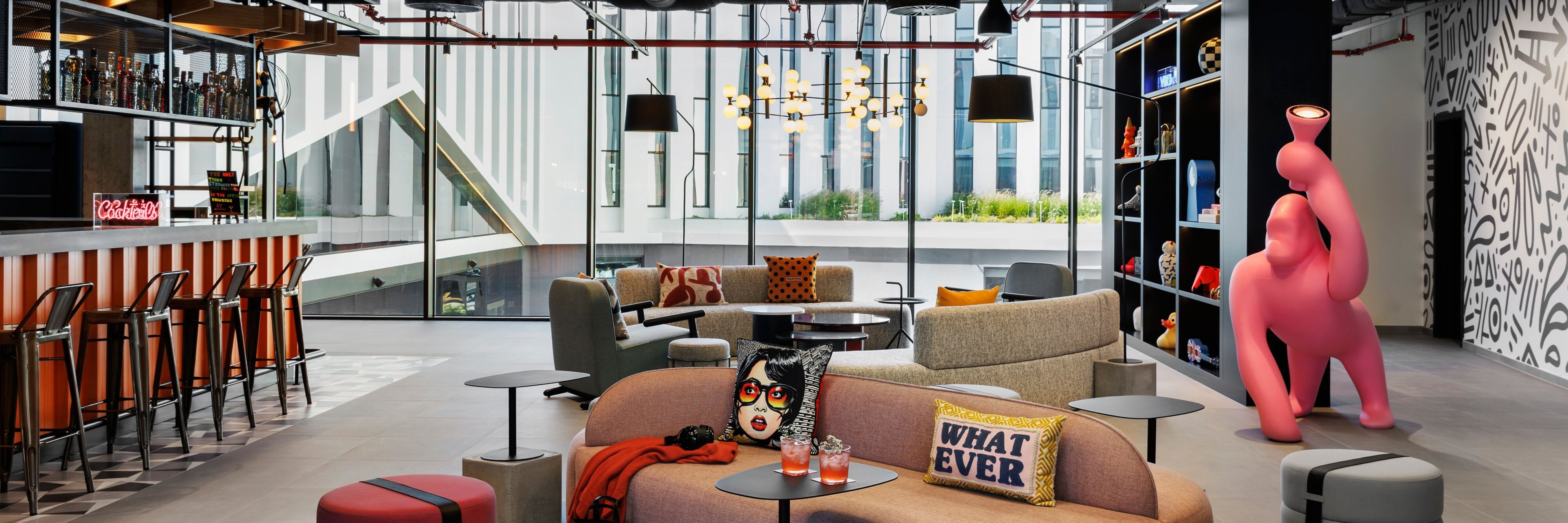 Moxy Alfragide Lisboa