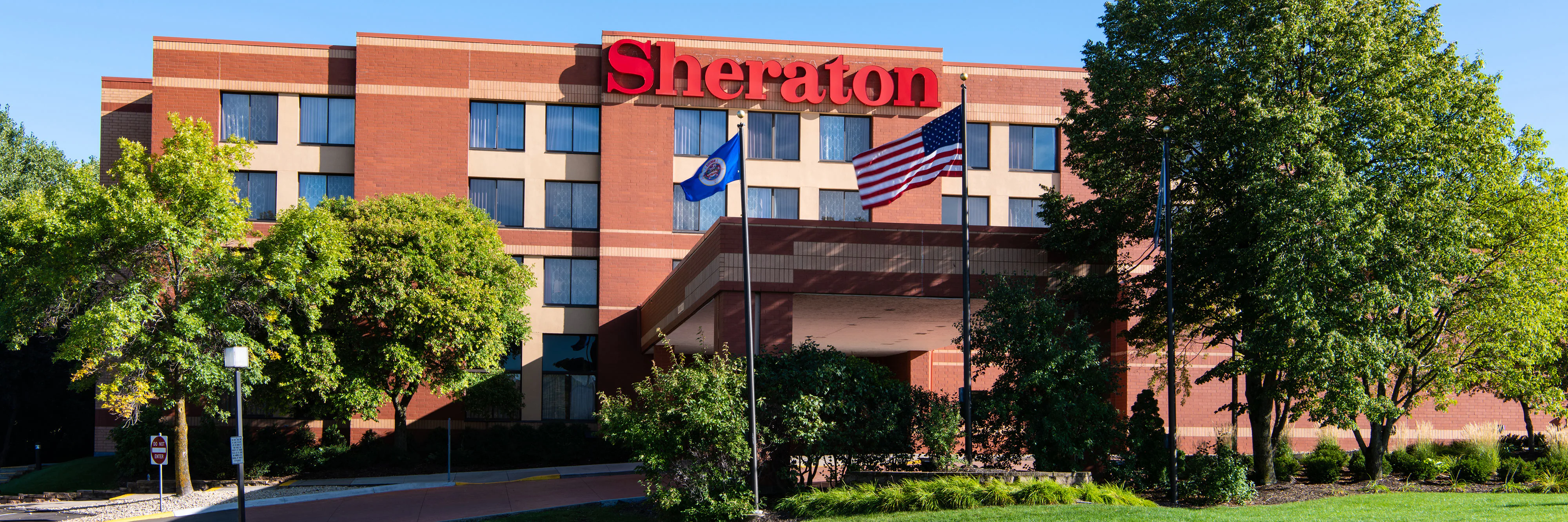 Sheraton Minneapolis West Hotel