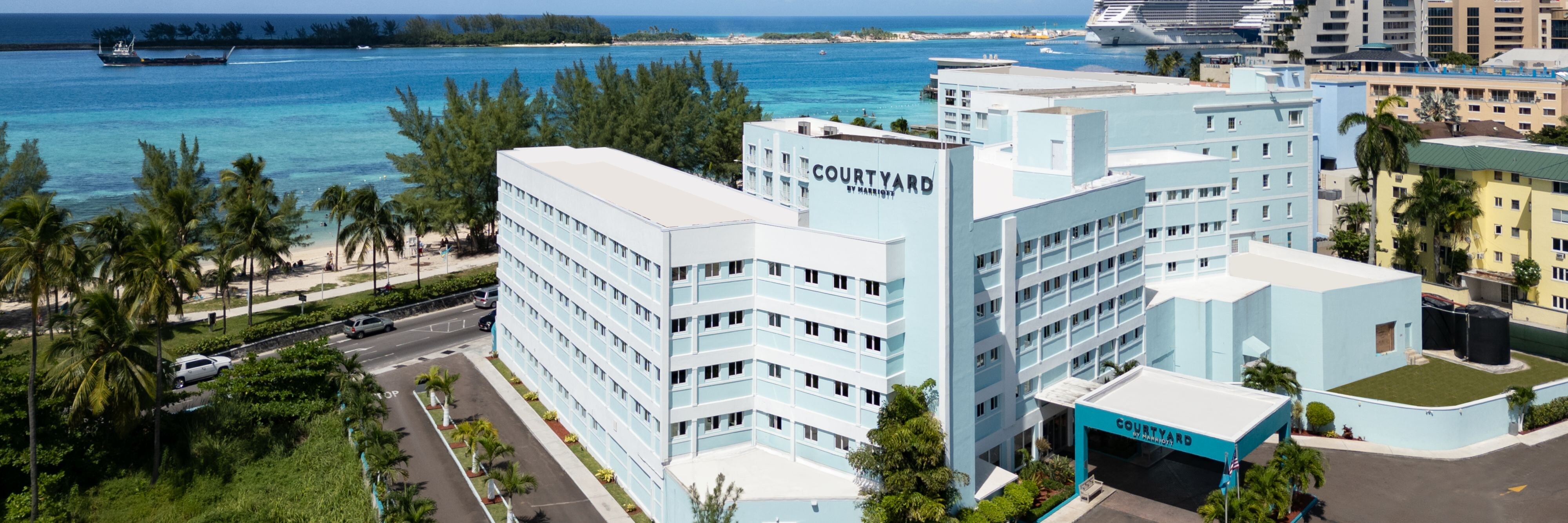 Courtyard by Marriott Nassau Downtown/Junkanoo Beach