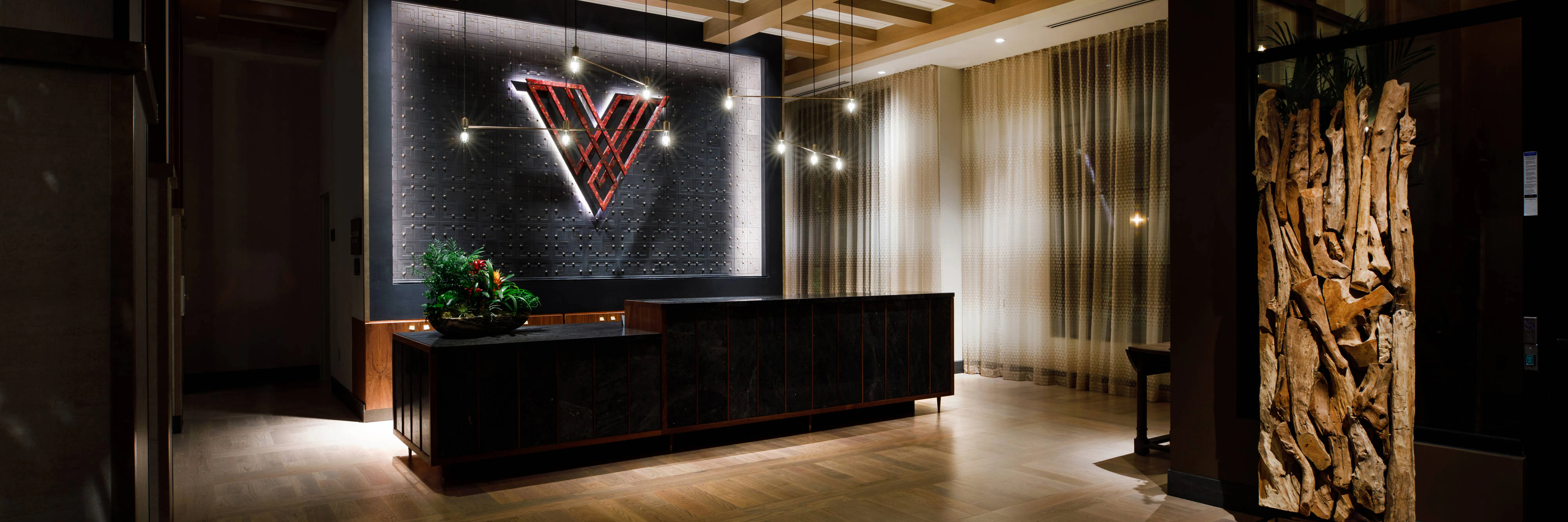 Hotel Vin, Grapevine, Autograph Collection