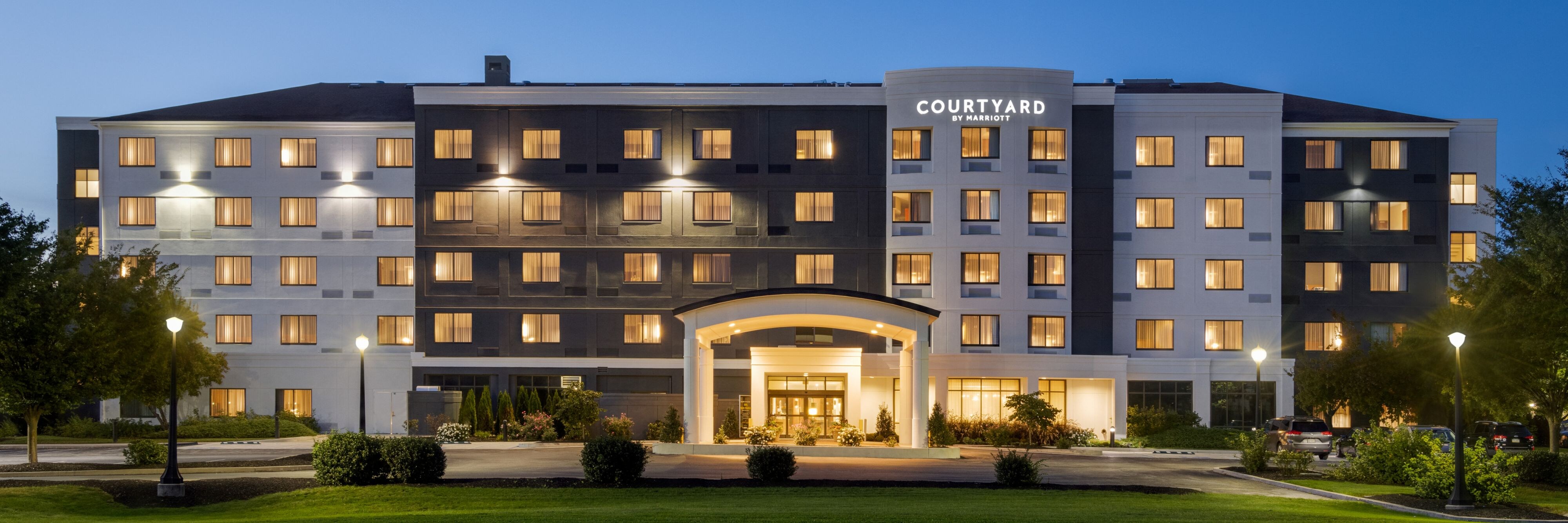 Courtyard by Marriott Lancaster