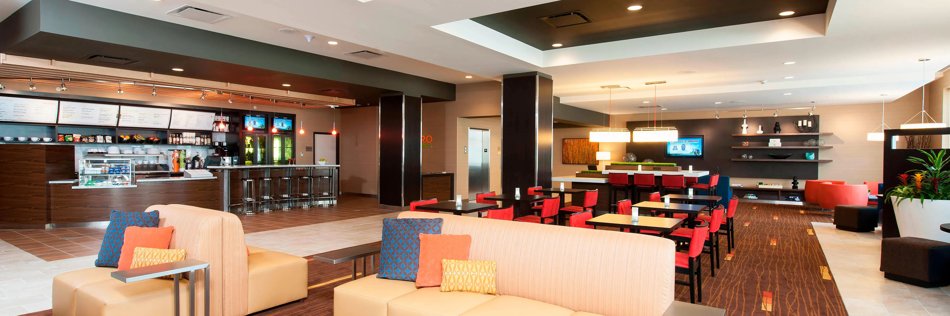 Courtyard by Marriott Peoria Downtown