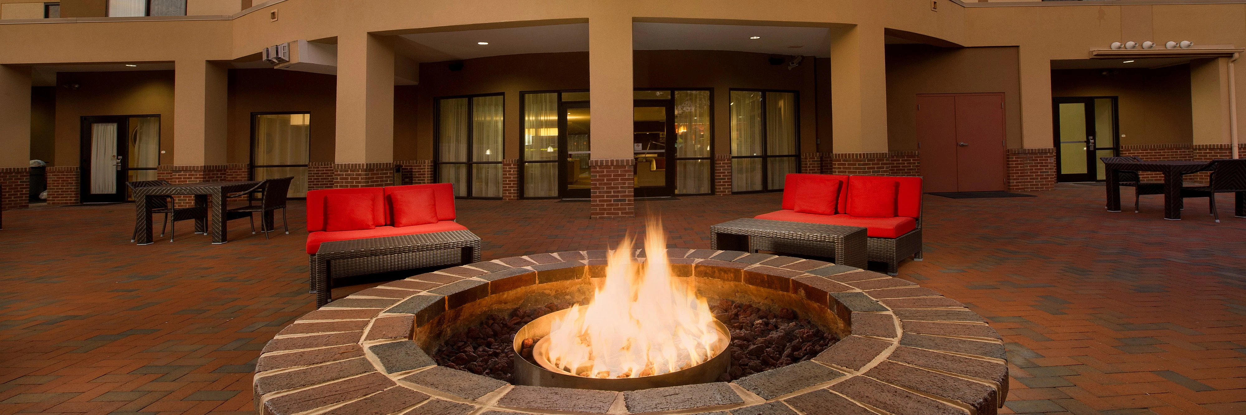 Courtyard by Marriott Waldorf