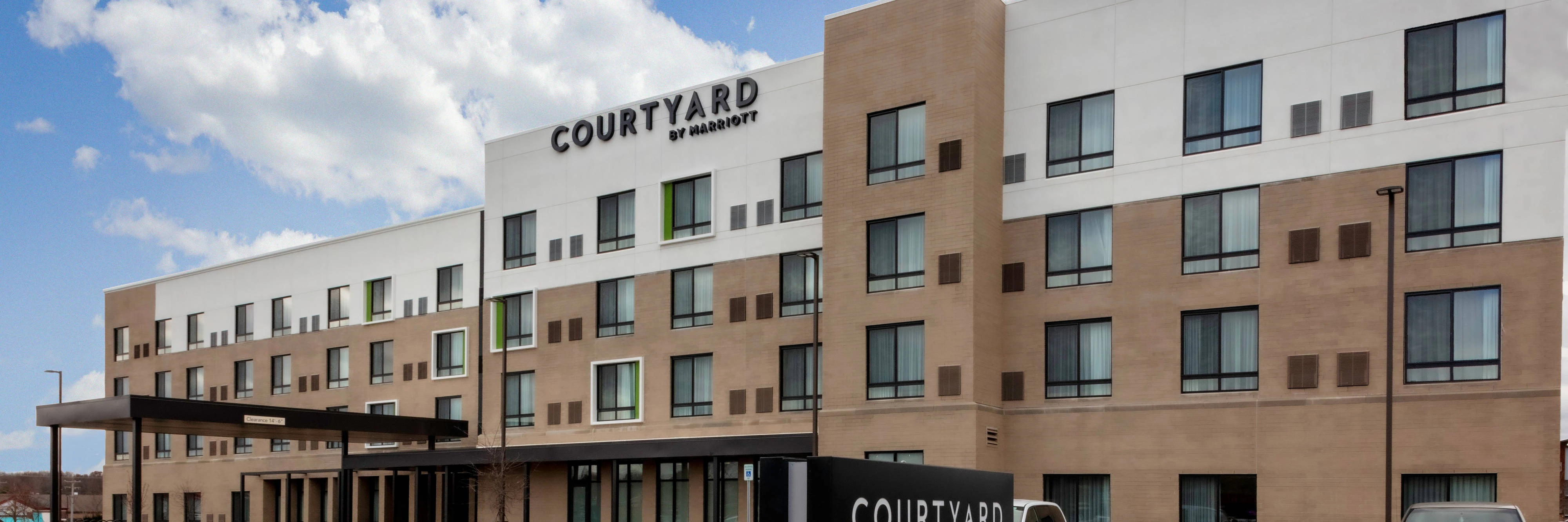 Courtyard by Marriott East Lansing Okemos
