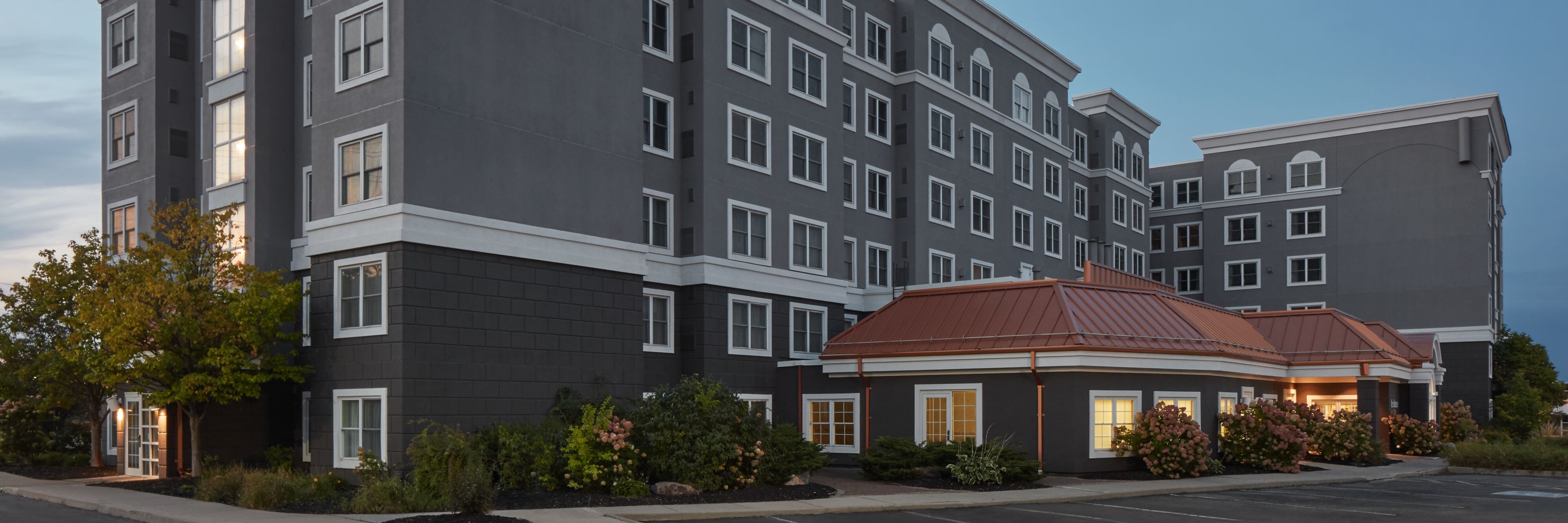 Residence Inn by Marriott Mississauga-Airport Corporate Centre West