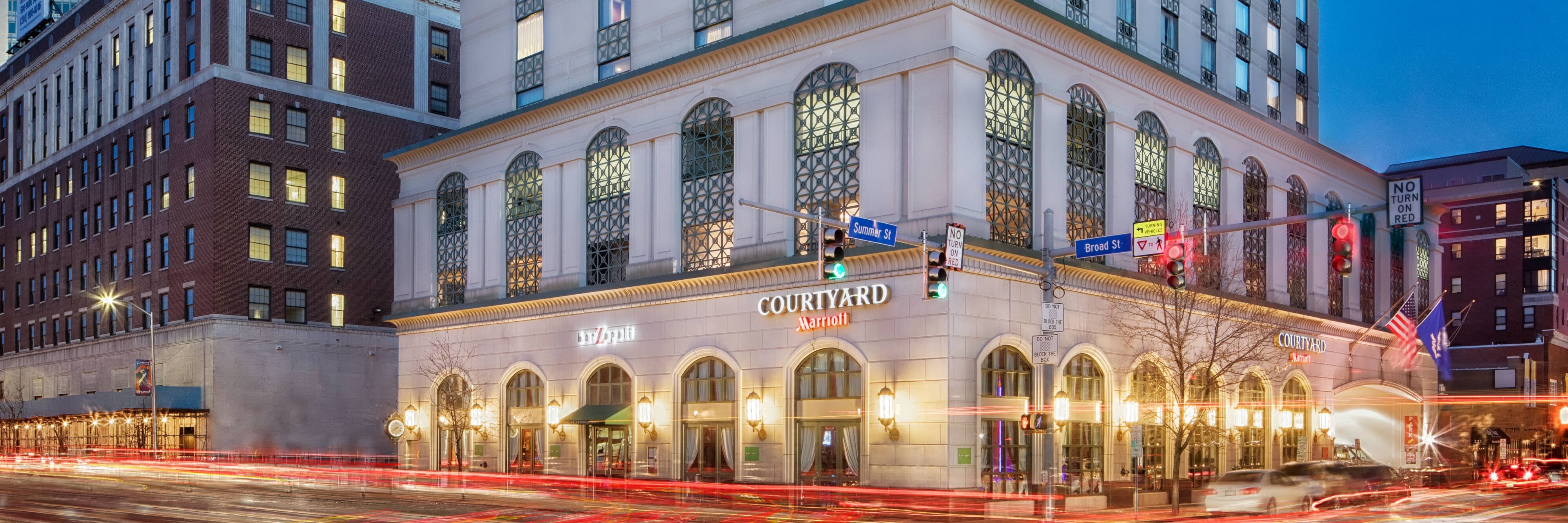 Courtyard by Marriott Stamford Downtown