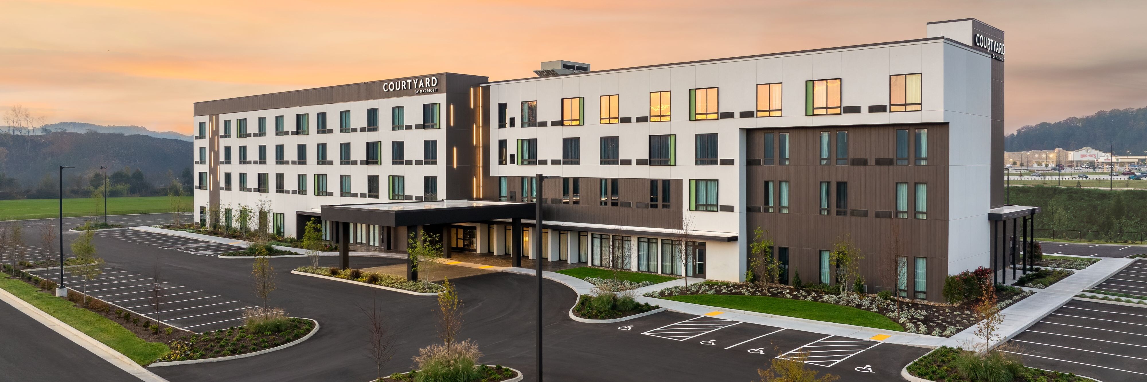 Courtyard by Marriott Kodak Sevierville