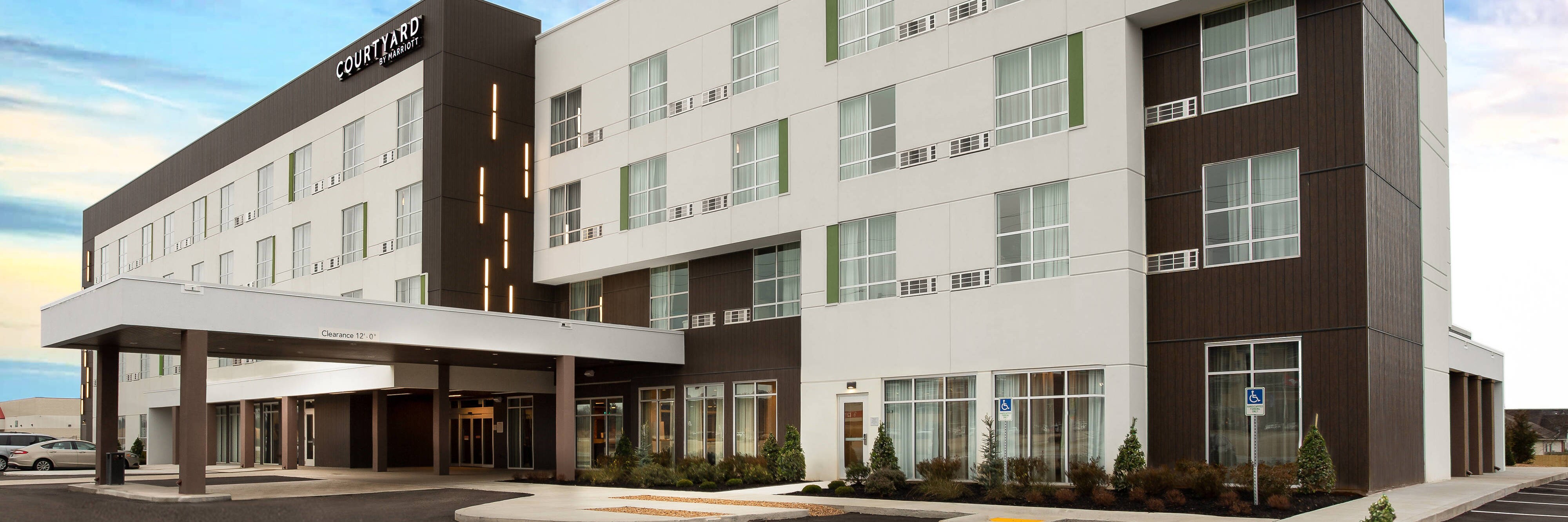 Courtyard by Marriott Jonesboro