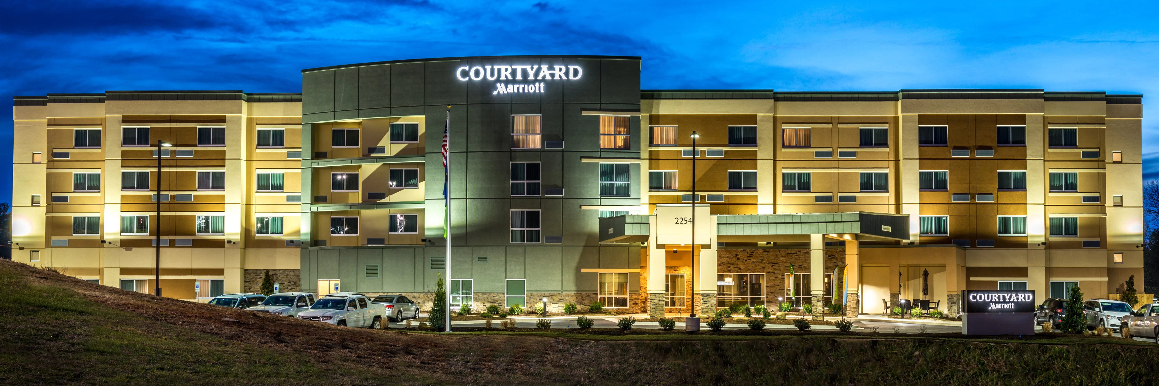 Courtyard by Marriott Somerset