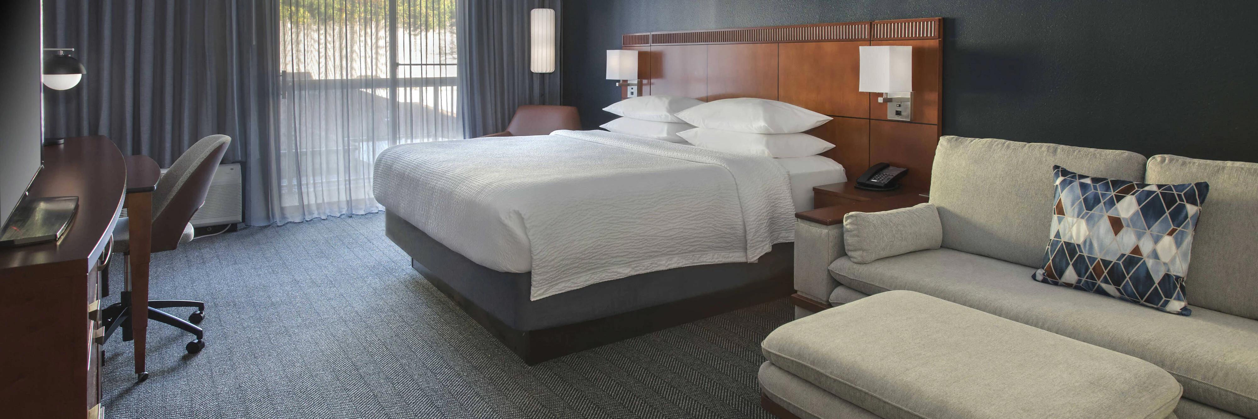 Courtyard by Marriott Norwalk