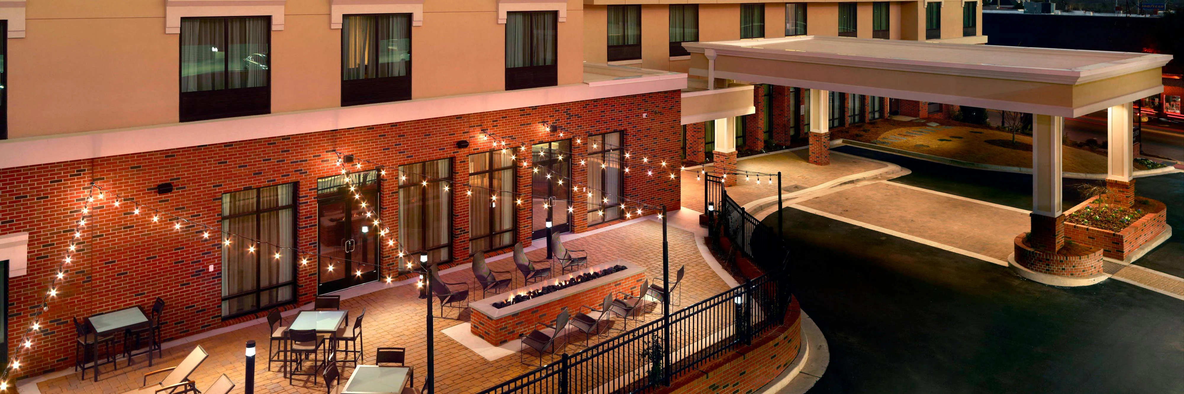 Courtyard by Marriott LaGrange