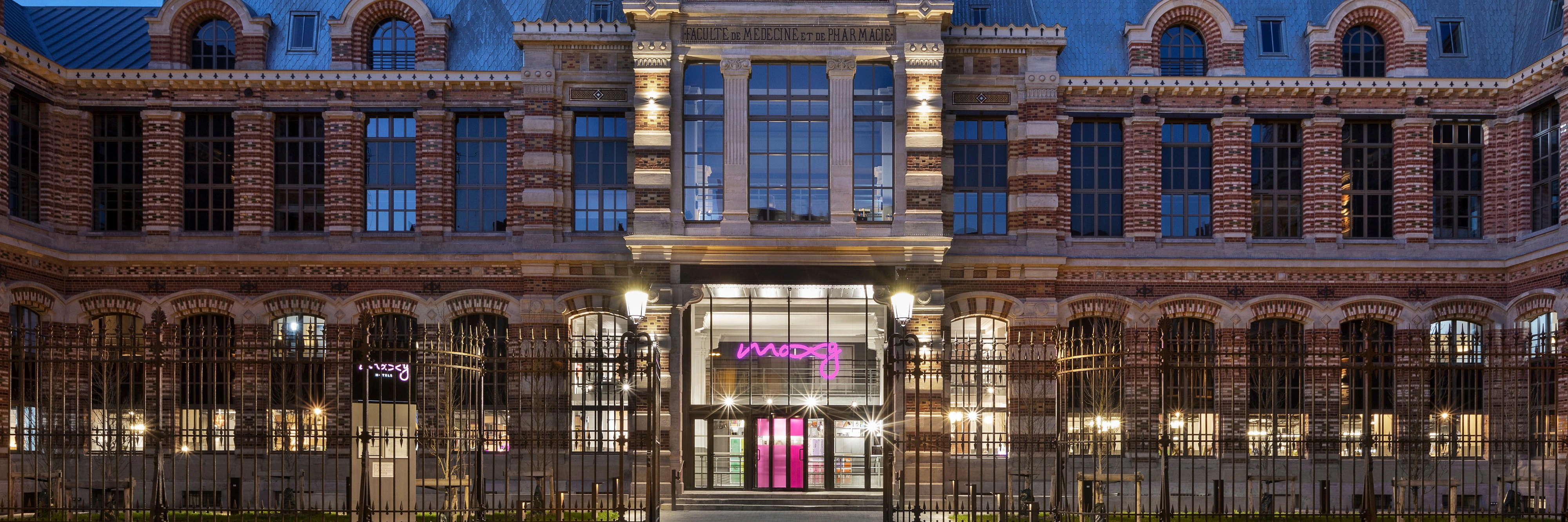 Moxy Lille City