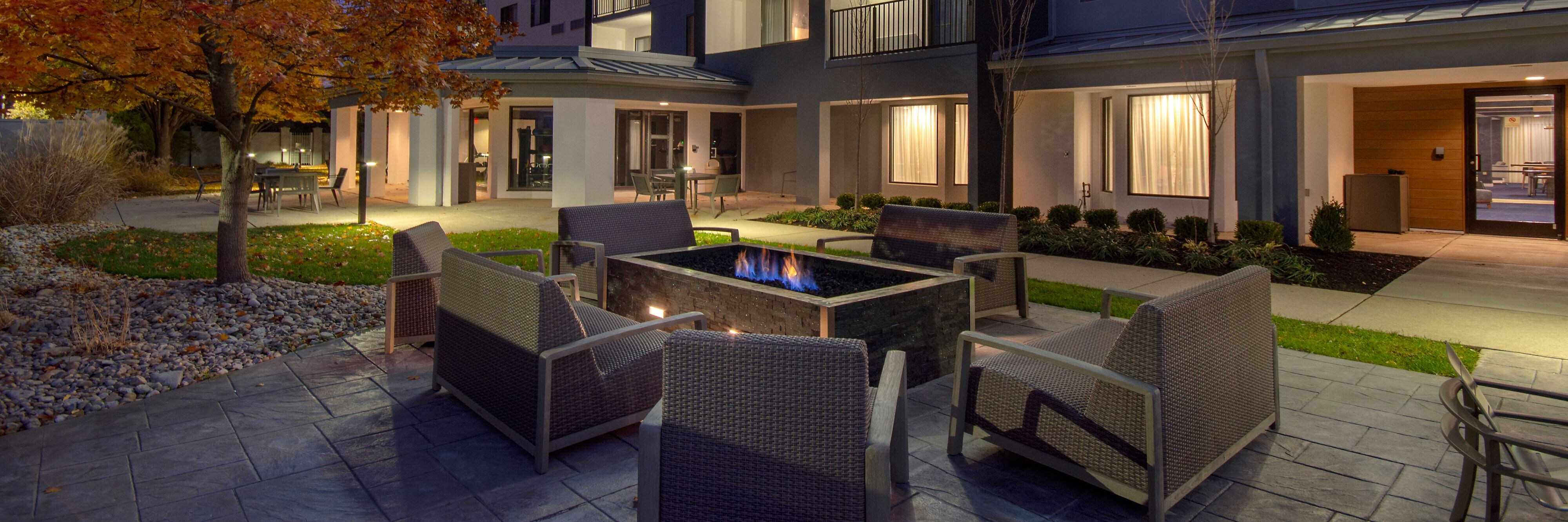 Courtyard by Marriott Cincinnati Airport