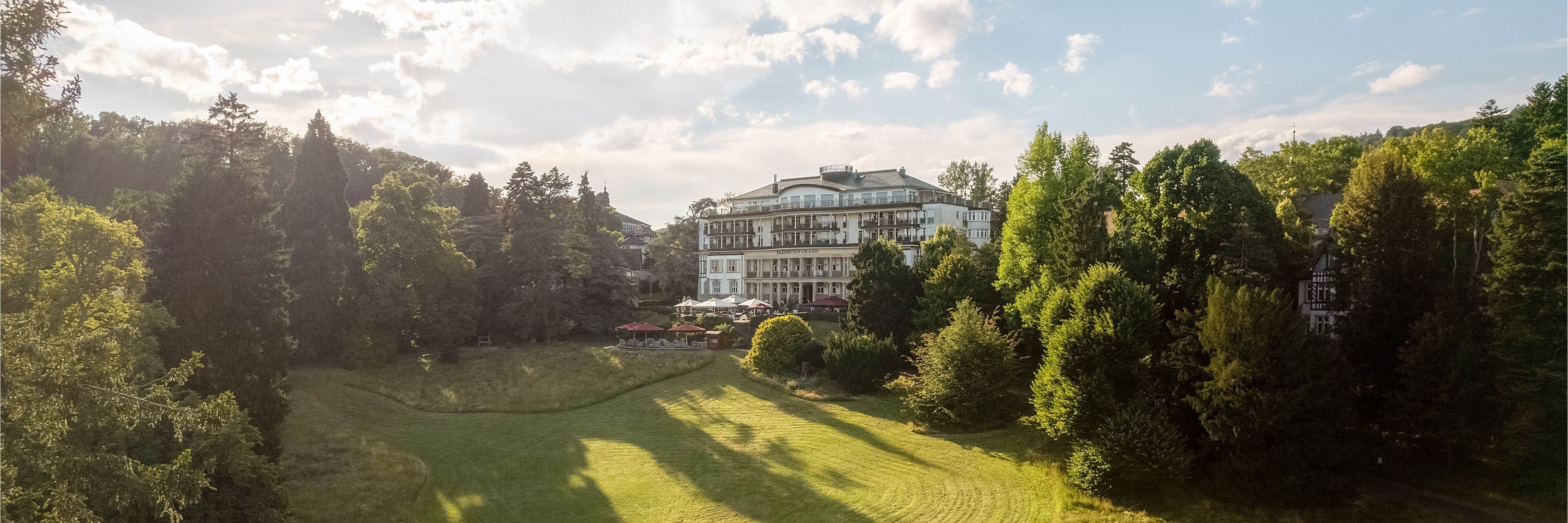 Falkenstein Grand, Autograph Collection