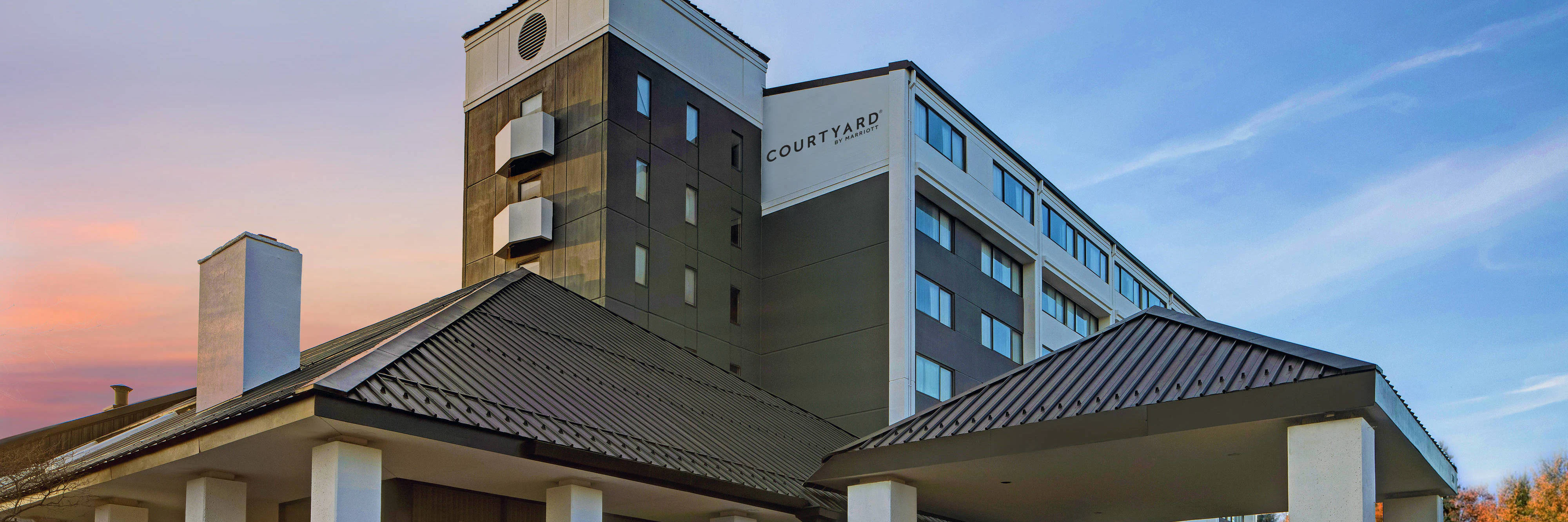 Courtyard by Marriott Chicago Elmhurst/Oakbrook Area