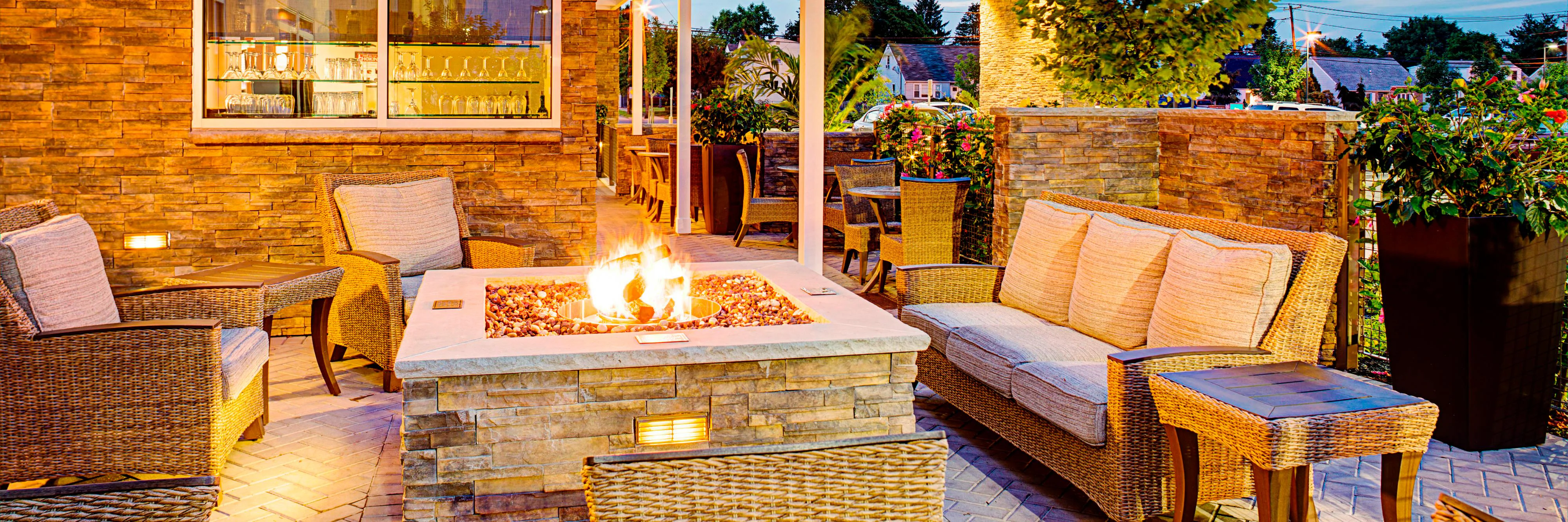 SpringHill Suites by Marriott Carle Place Garden City