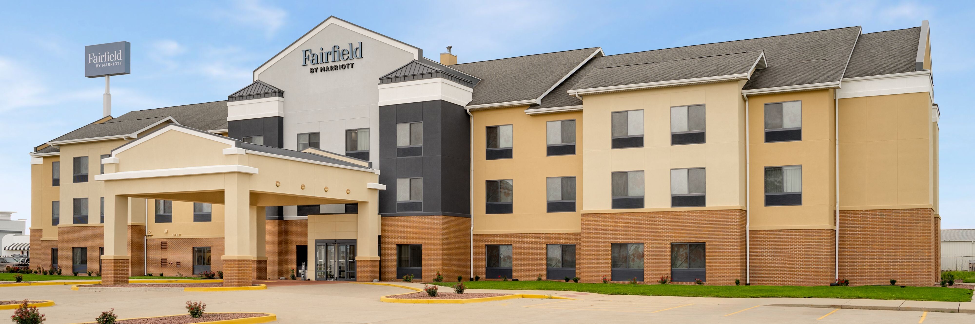Fairfield by Marriott Inn & Suites Bloomington
