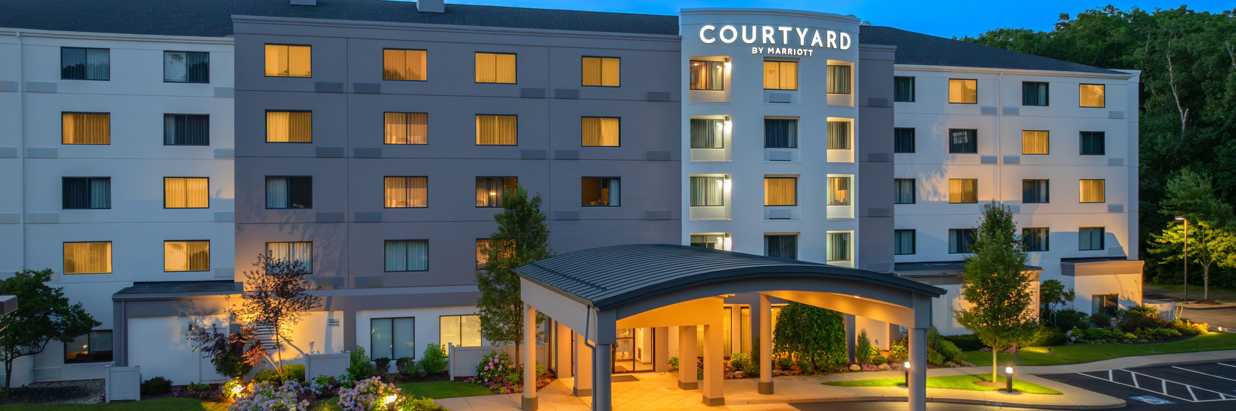 Courtyard by Marriott Providence Lincoln