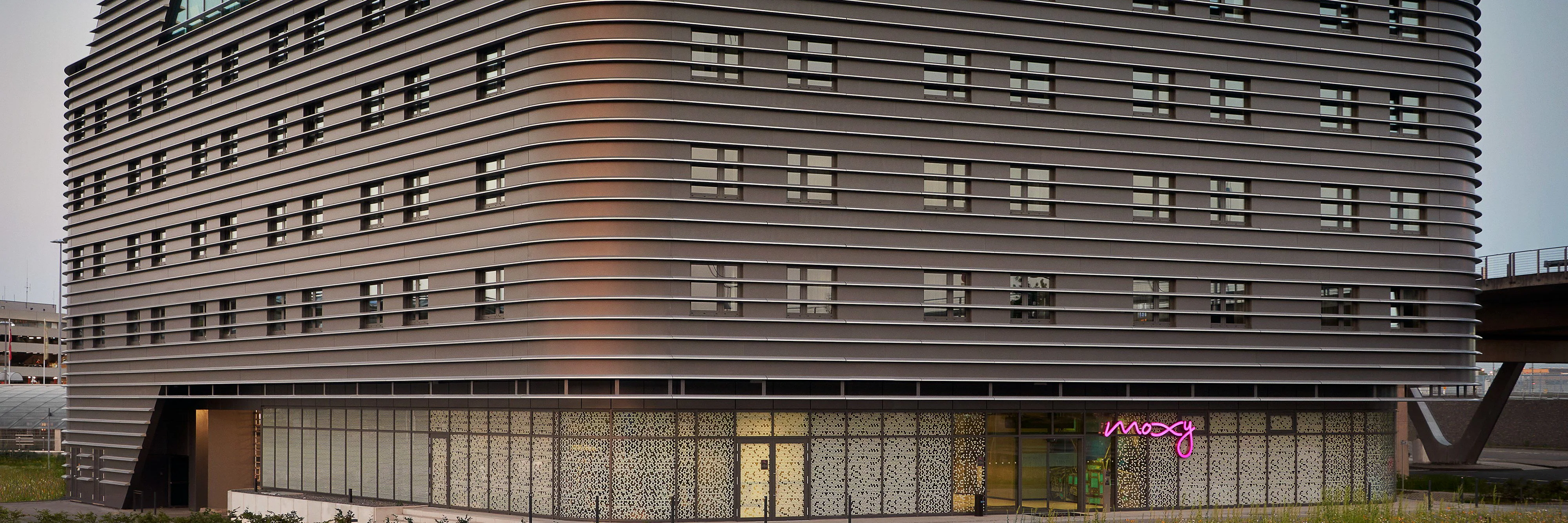 Moxy Cologne Bonn Airport