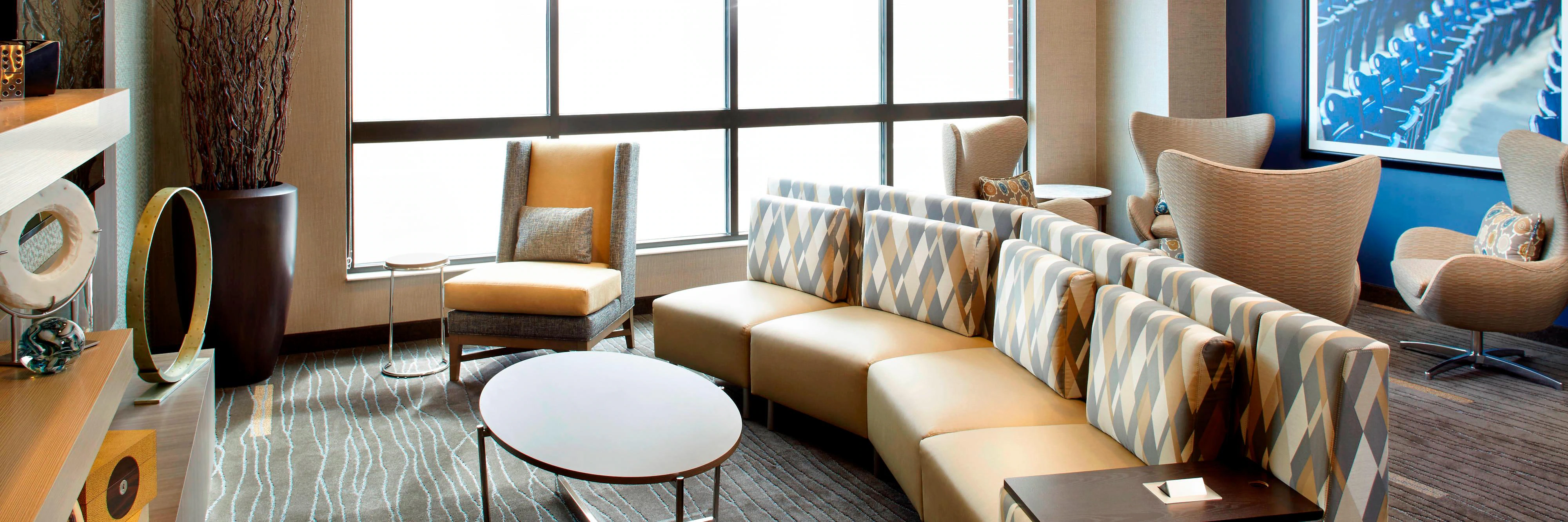 Courtyard by Marriott Akron Downtown