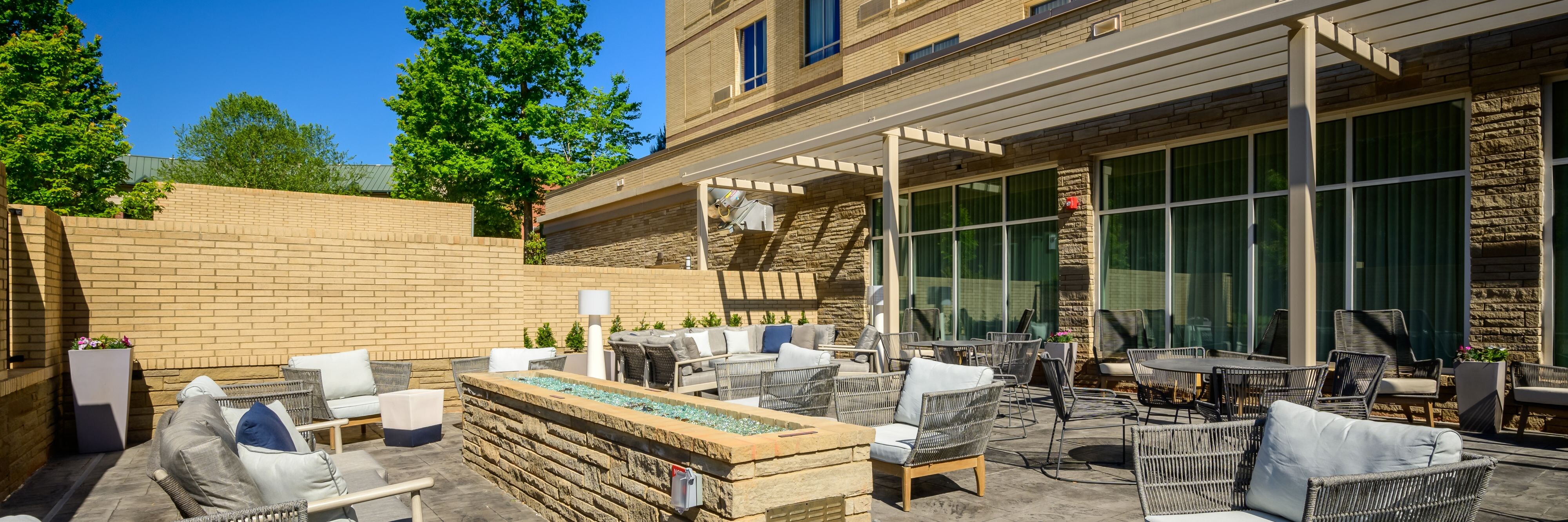 Courtyard by Marriott Raleigh Cary Crossroads